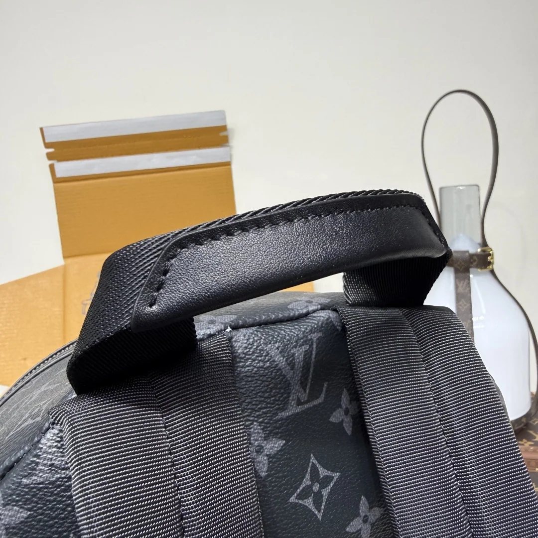 루이비통 디스커버리 백팩 M22558 상세 이미지 8