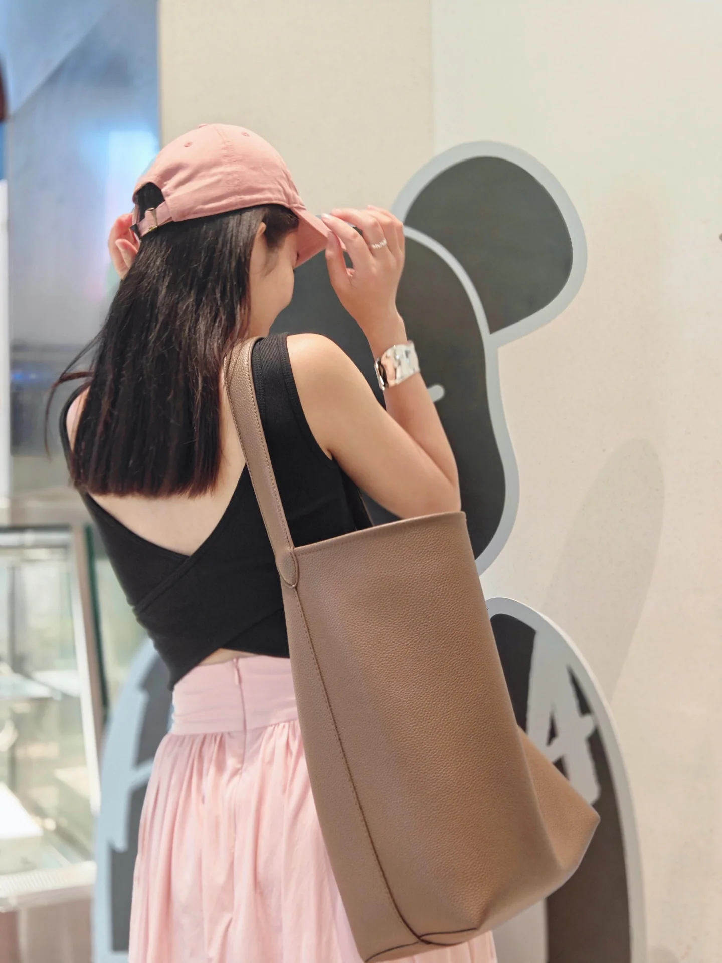 더로우 버킷백 상세 이미지 4