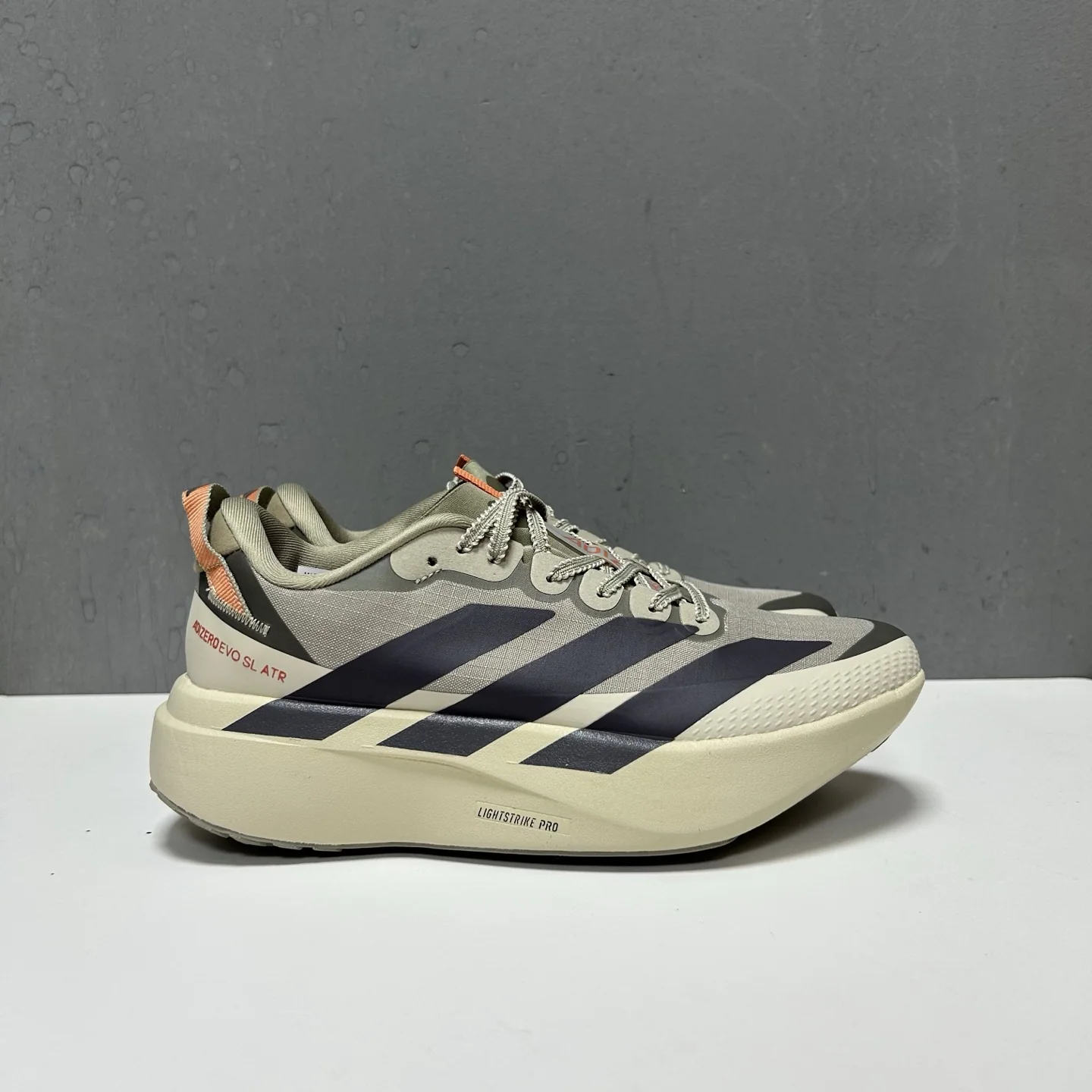 아디다스 신발 157708 Adidas Sneakers