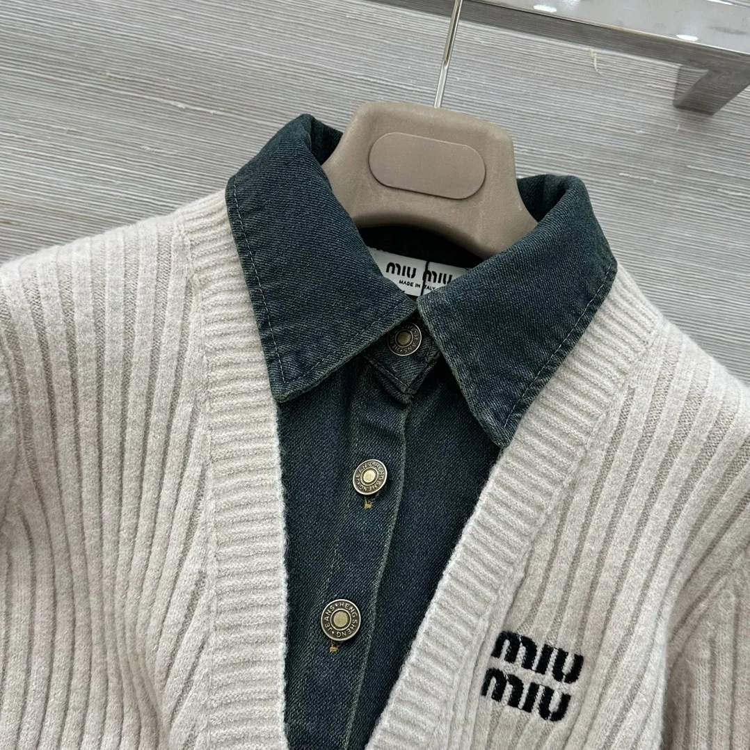 미우미우 여성 니트 97468 Miu Miu Knit 상세 이미지 5