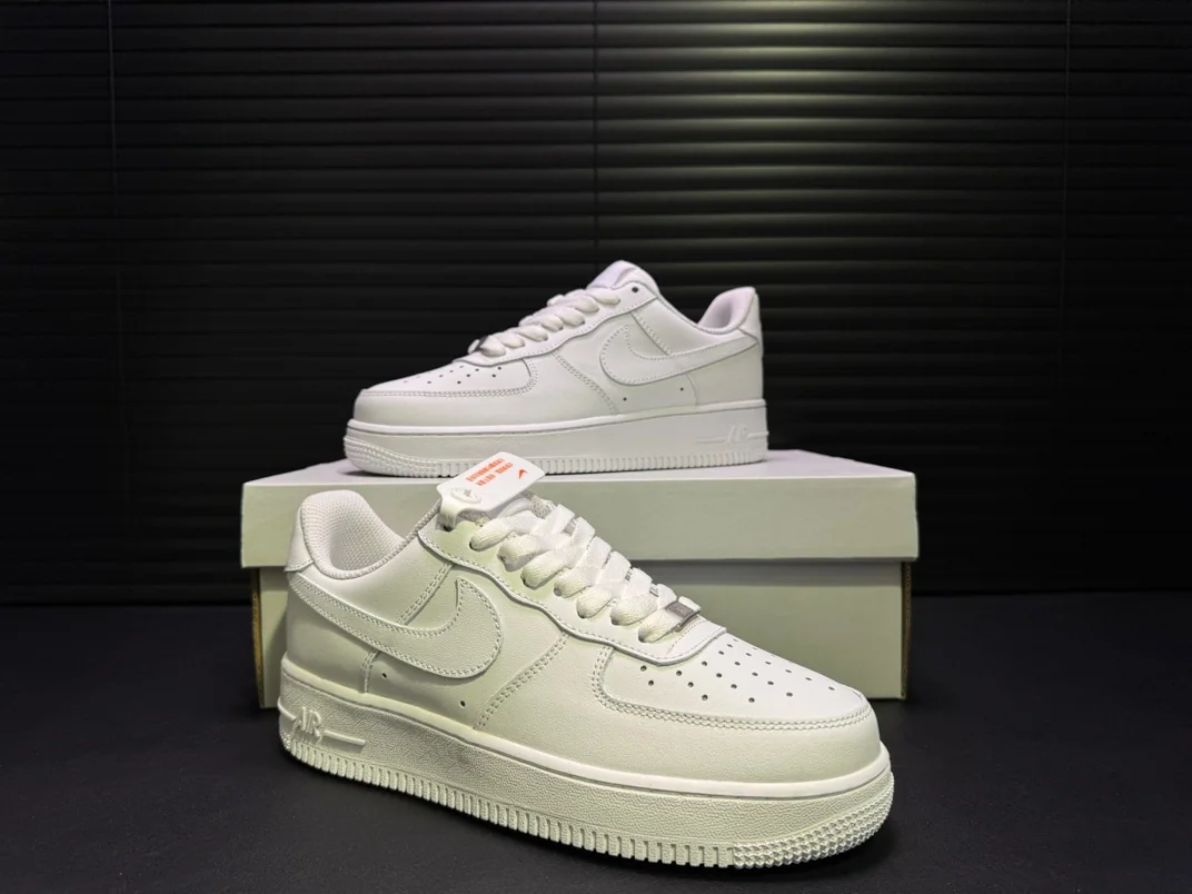 나이키포스 에어포스 1 에어쿠션 신발 상세 이미지 3