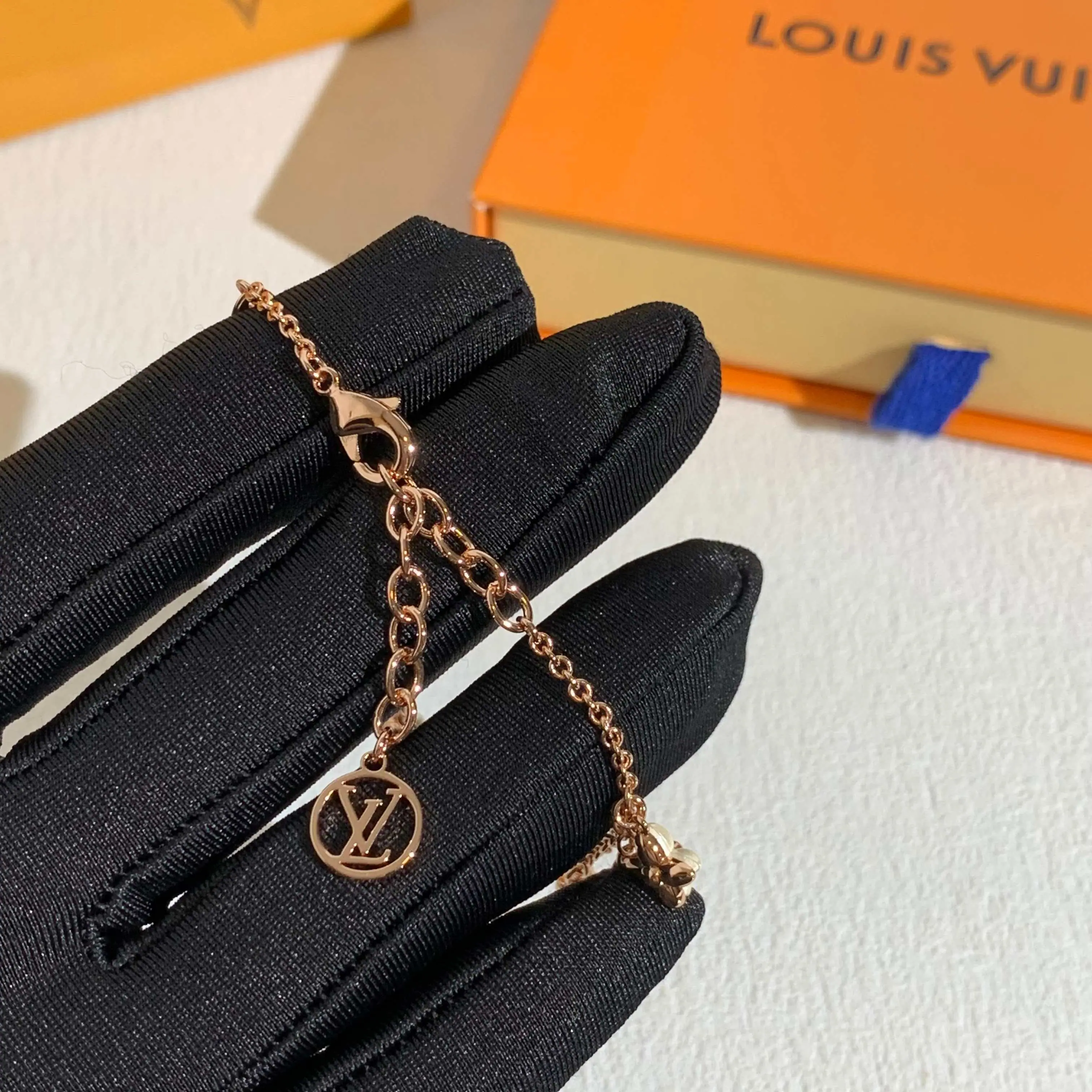 루이비통 팔찌 64115 Louis Vuitton Bracelet 상세 이미지 6