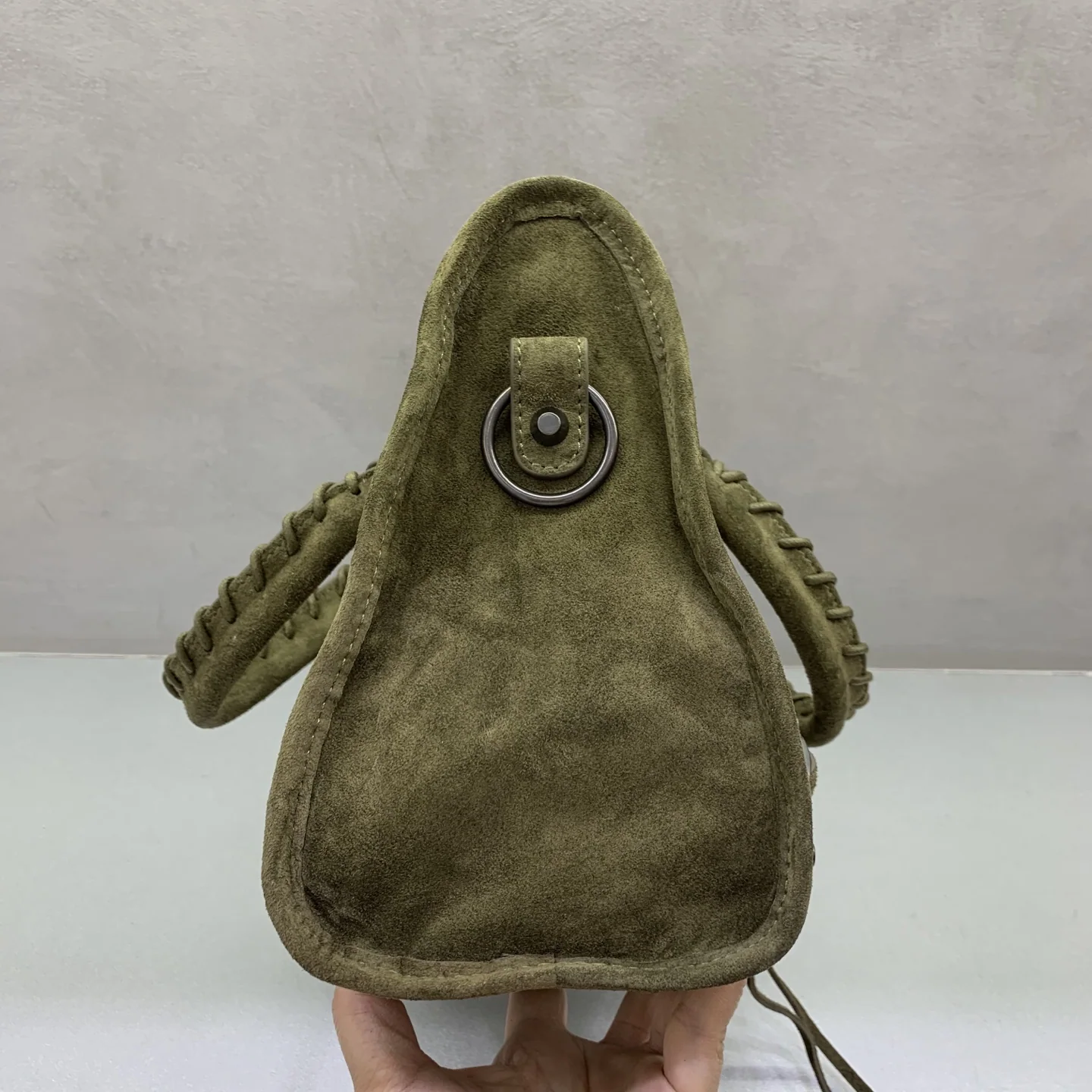 발렌시아가 프로스티드 다크 그린 미디엄 르 시티 핸드백 상세 이미지 3