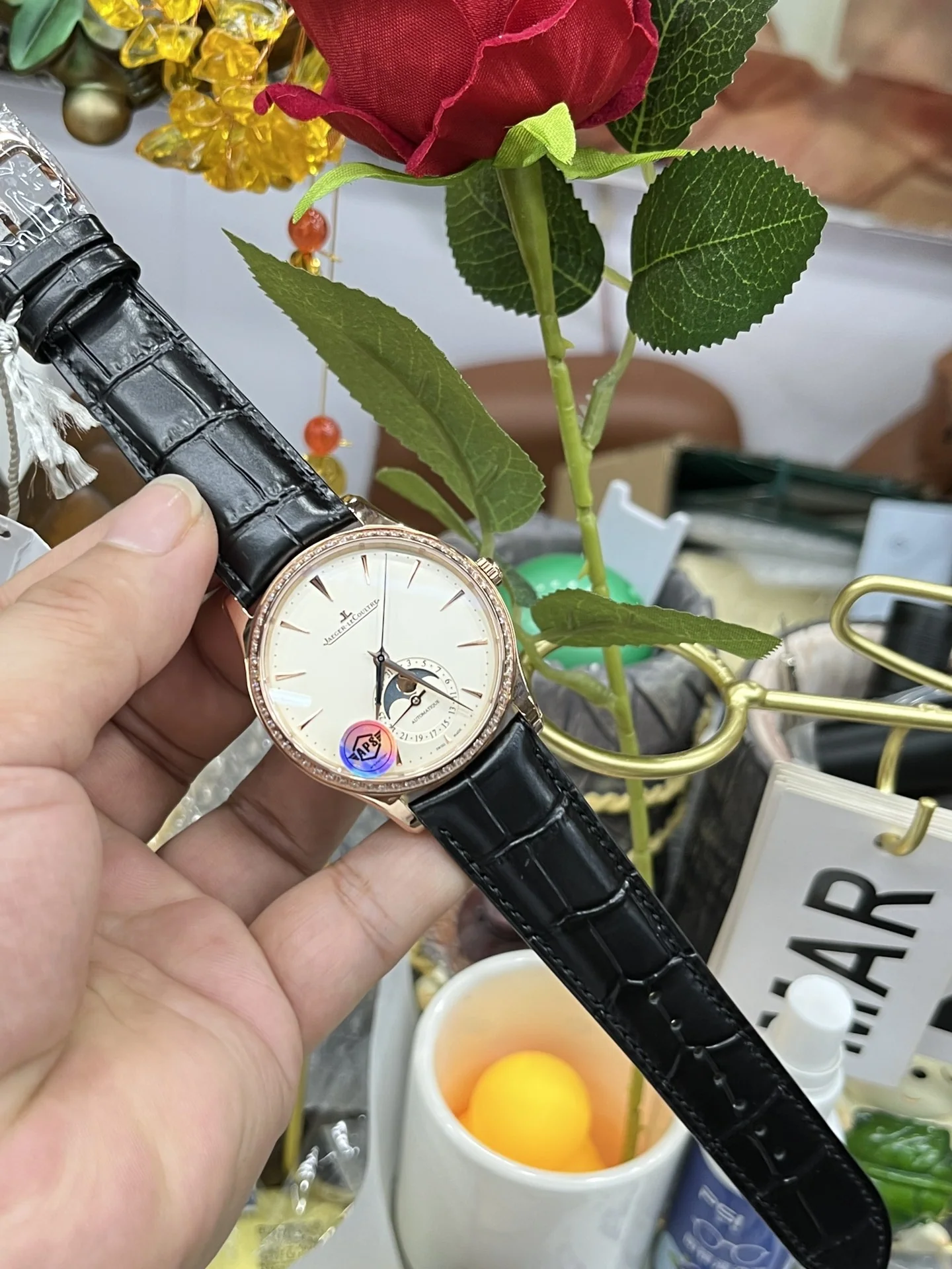 예거르쿨트르 예거 마스터 문페이즈 시계 상세 이미지 9