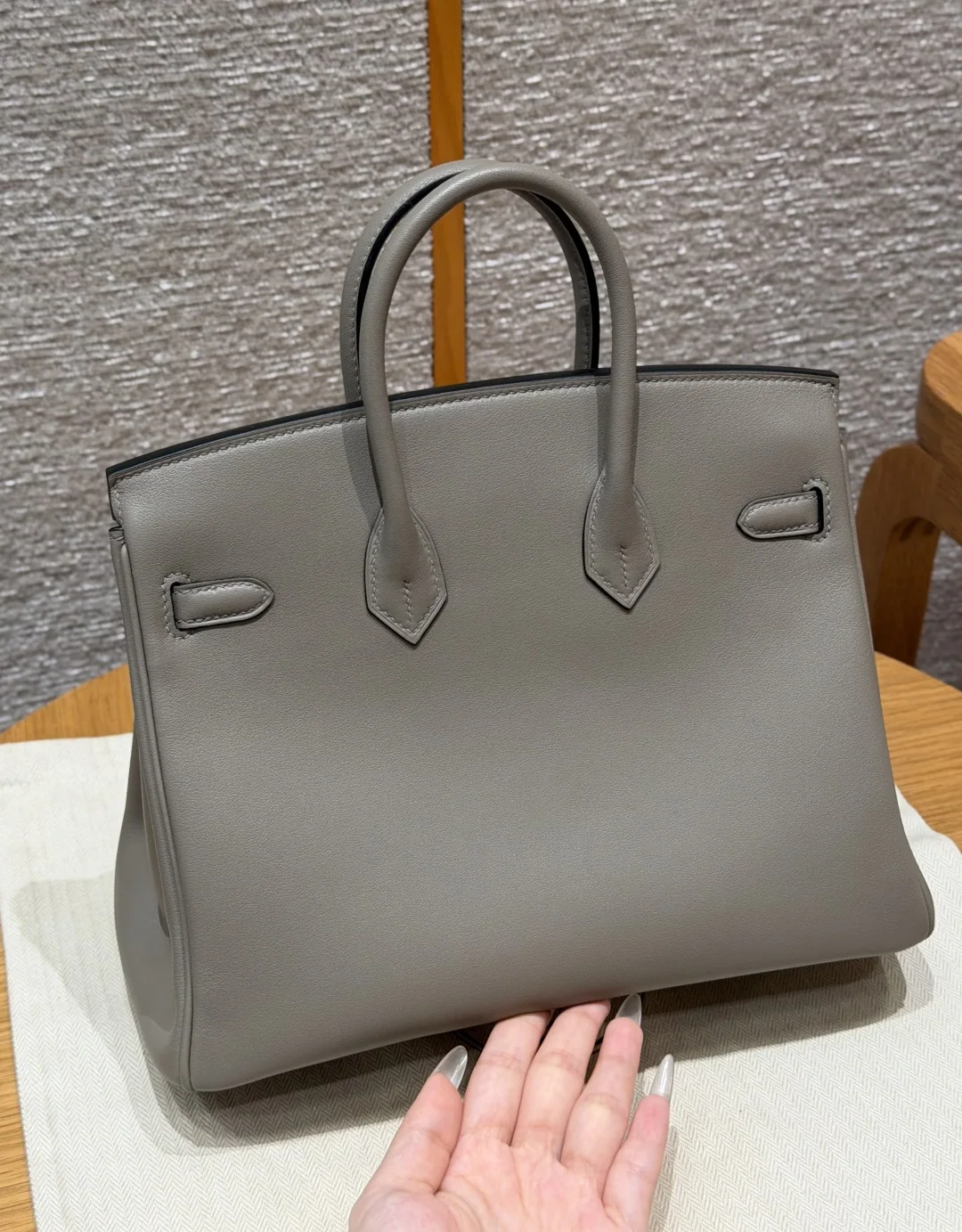 에르메스 버킨 25 cm 가죽 가방 상세 이미지 2