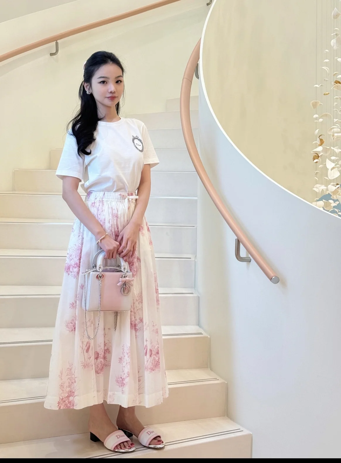 디올 여성 반팔 상세 이미지 5