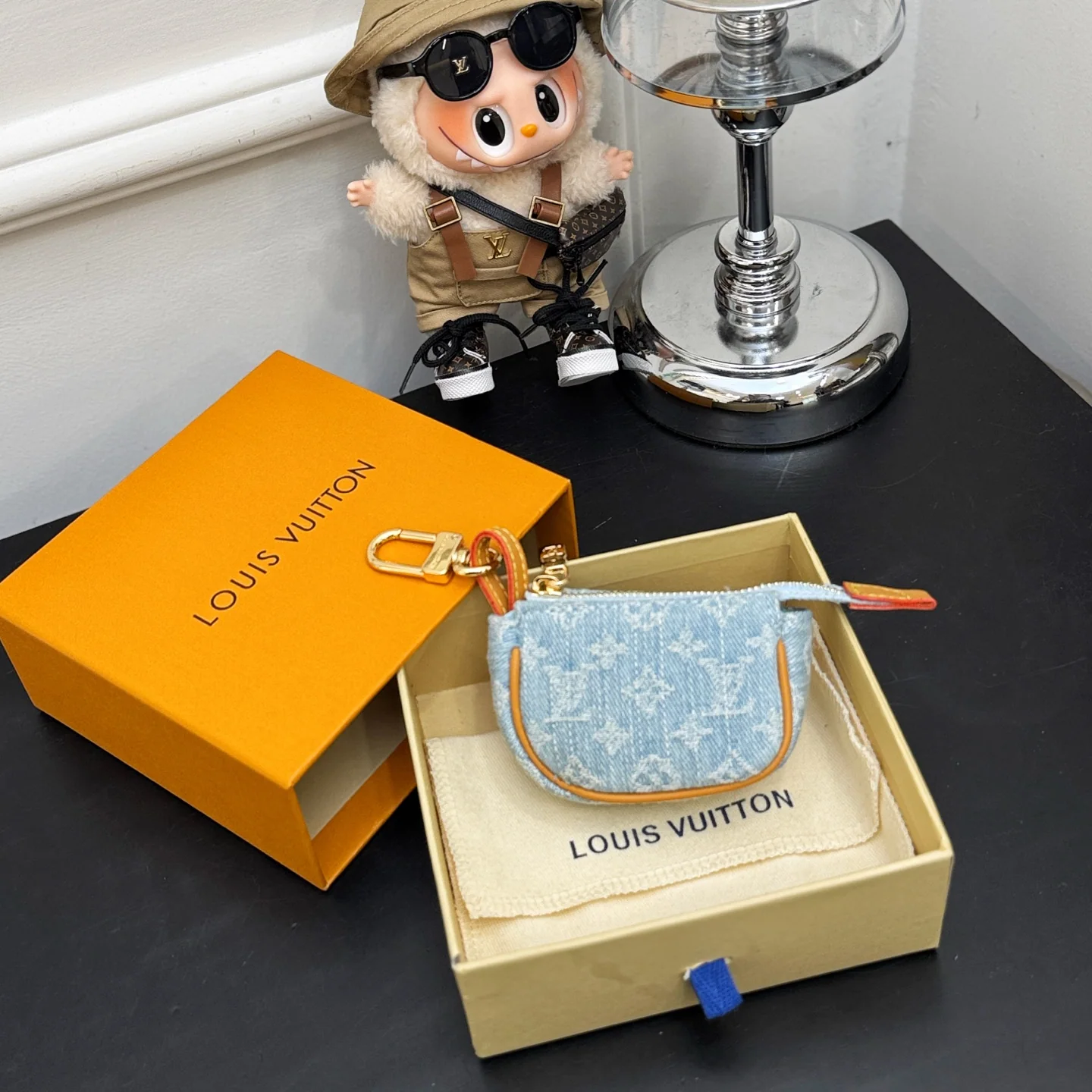 루이비통 LV xTM 마이크로 포셰트 키링 155269