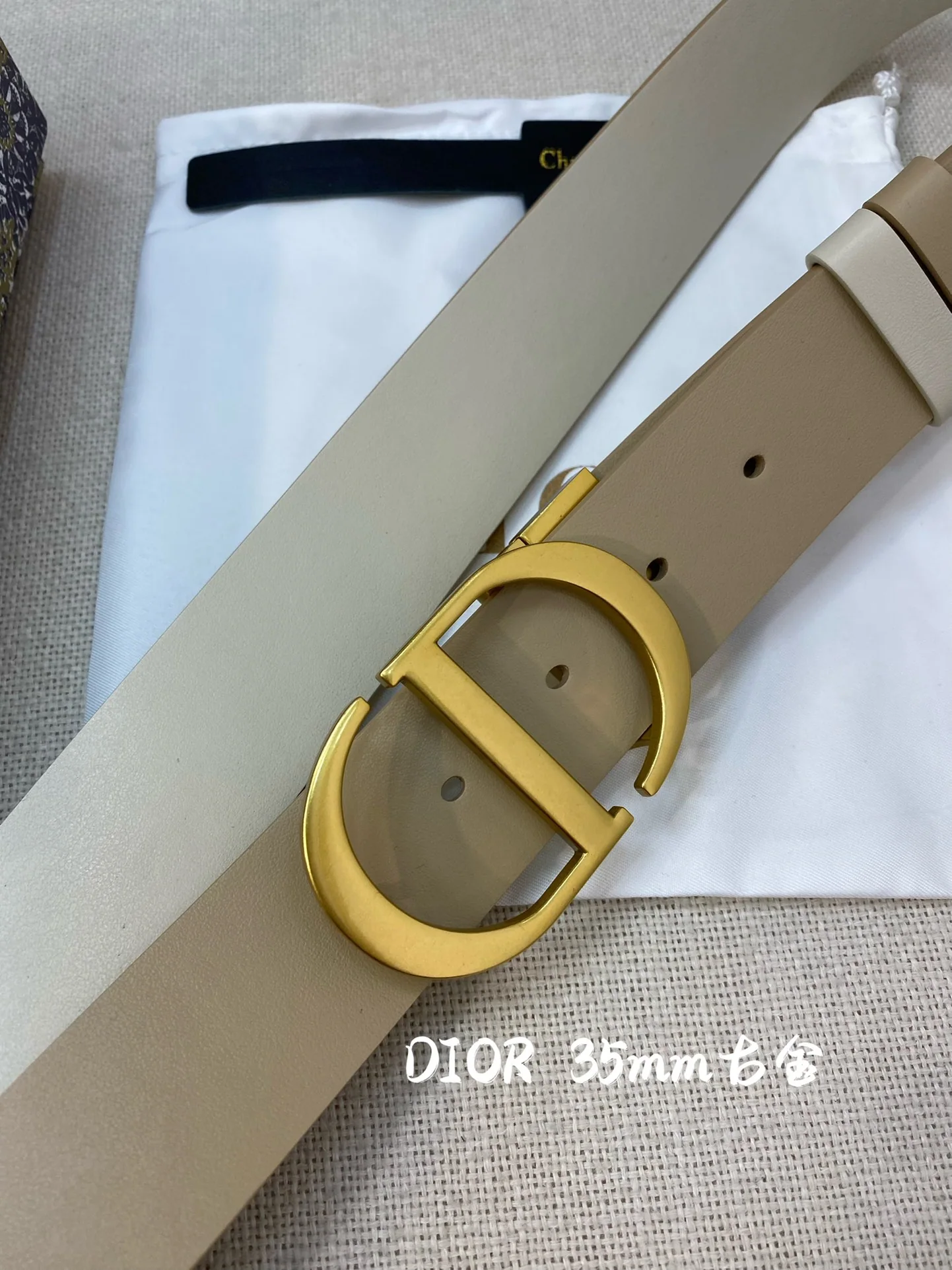 디올 송아지가죽 벨트 상세 이미지 3