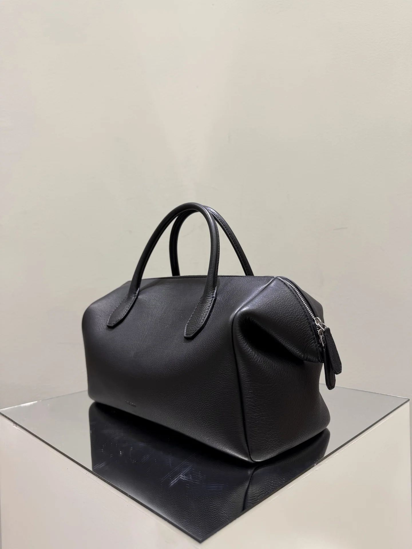더로우 컴팩트 볼링 백 가방 상세 이미지 2