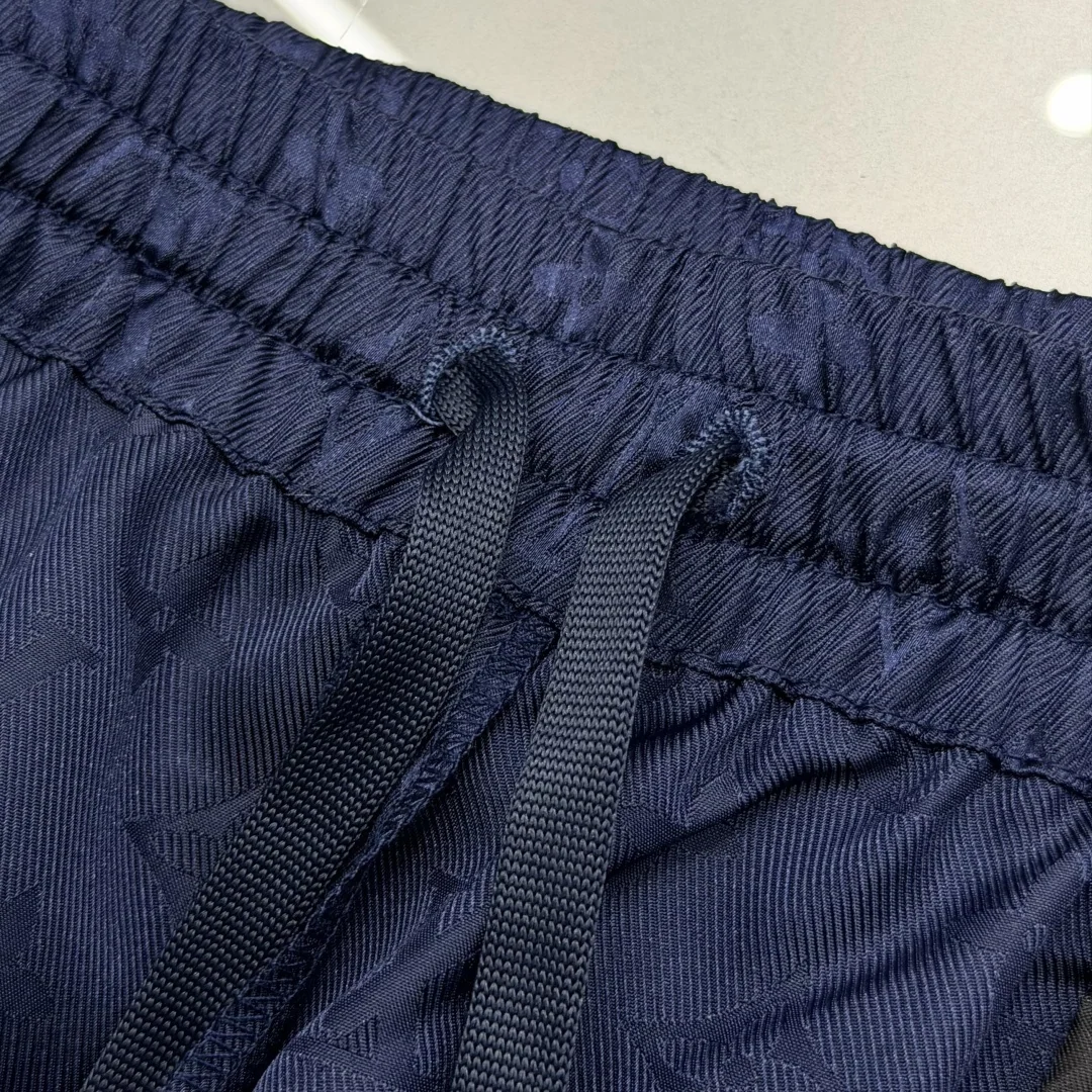 루이비통 모노그램 자카드 실크 남성 반바지 상세 이미지 8