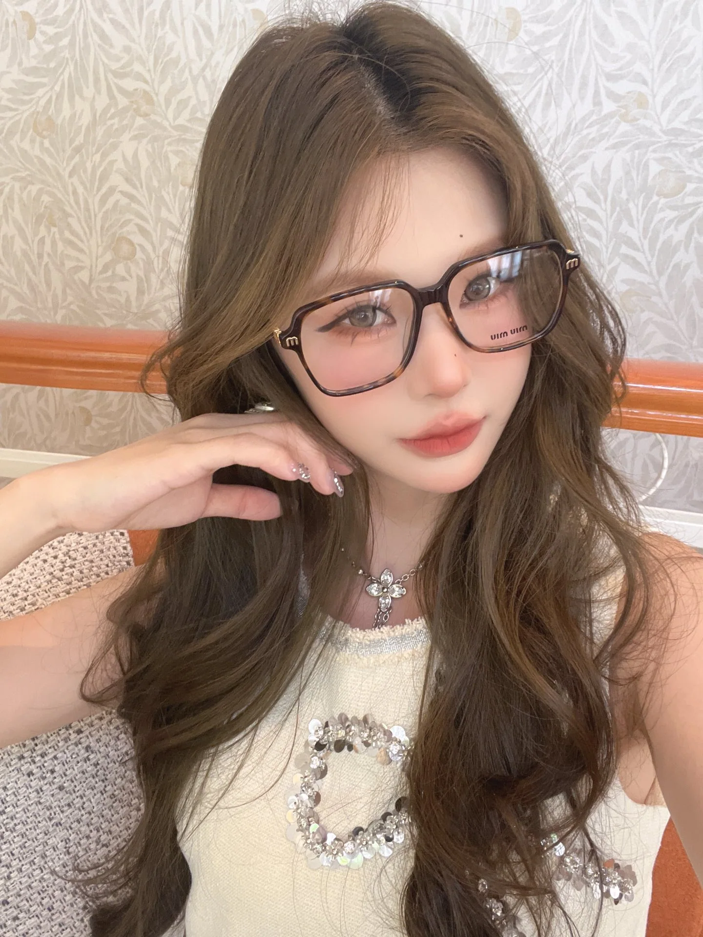 미우미우 VMU 63 ZS 선글라스 상세 이미지 3