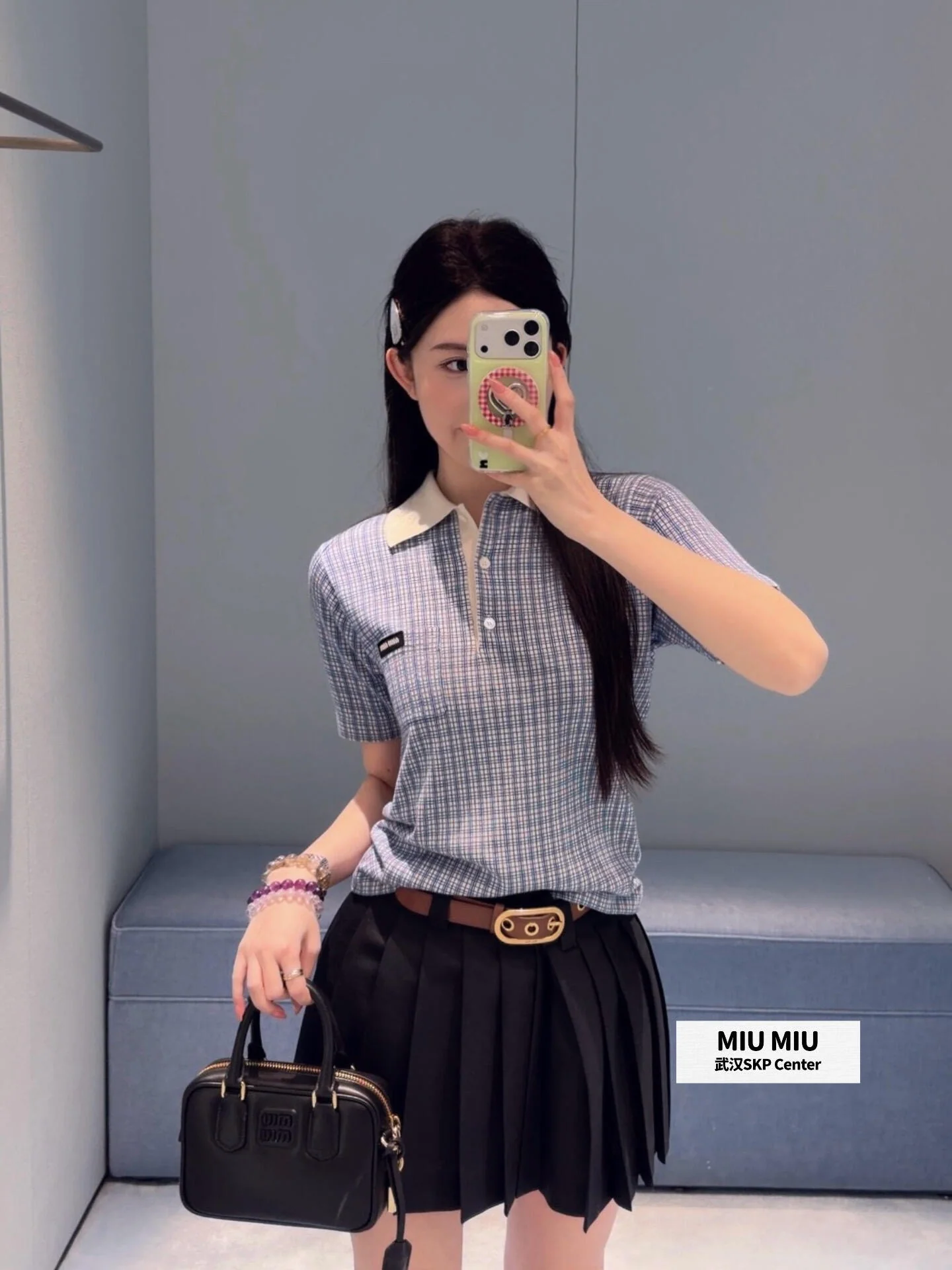 미우미우 체크 자카드 반팔 니트 스웨터 26 SS 상세 이미지 2