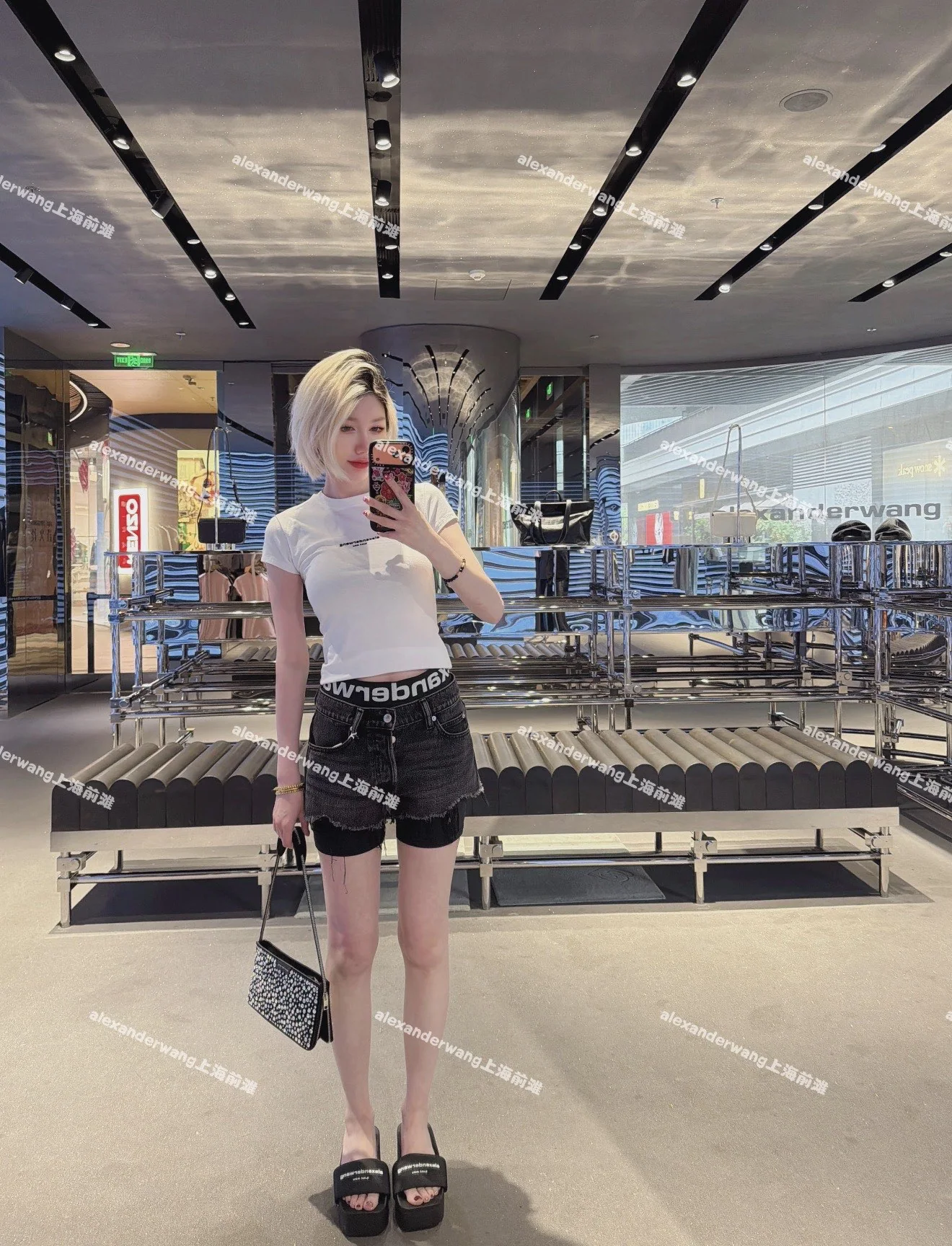 알렉산더왕 여성 코튼 라운드넥 반팔 티셔츠 상세 이미지 5