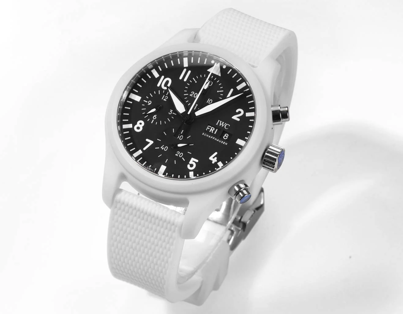 IWC 파일럿 탑건 세라믹 시계