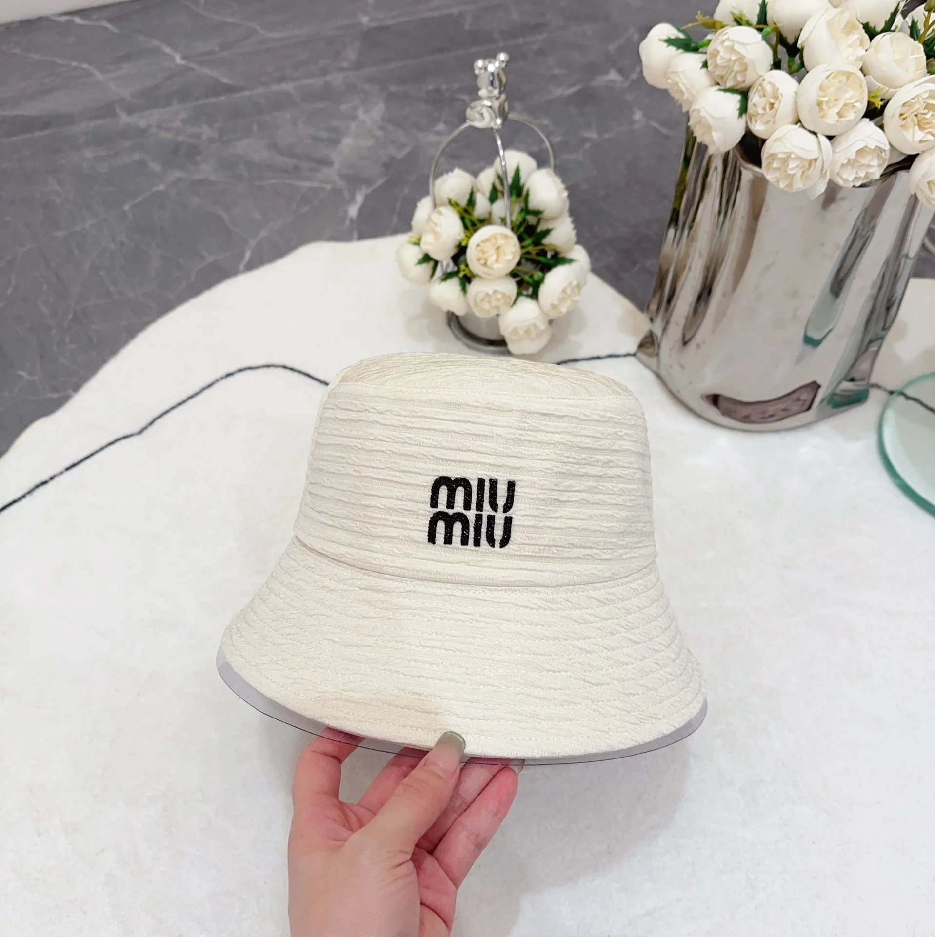 미우미우 모자 81121 Miu Miu Cap 상세 이미지 3