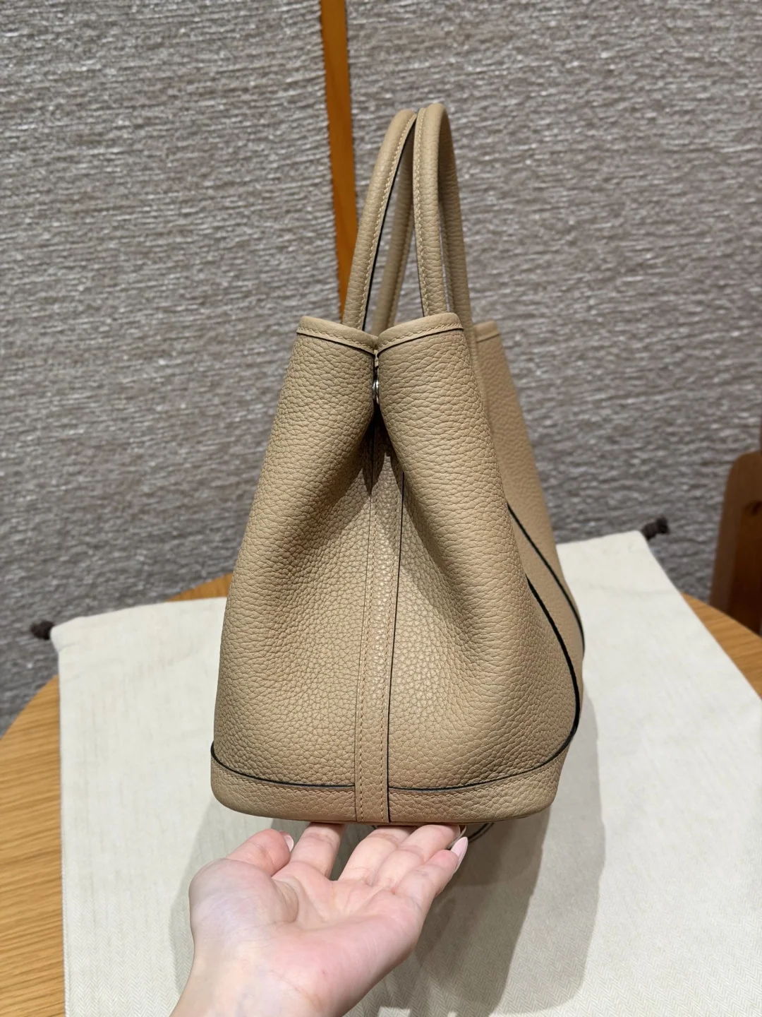 에르메스 가든파티 가죽 숄더백 30 cm 상세 이미지 2