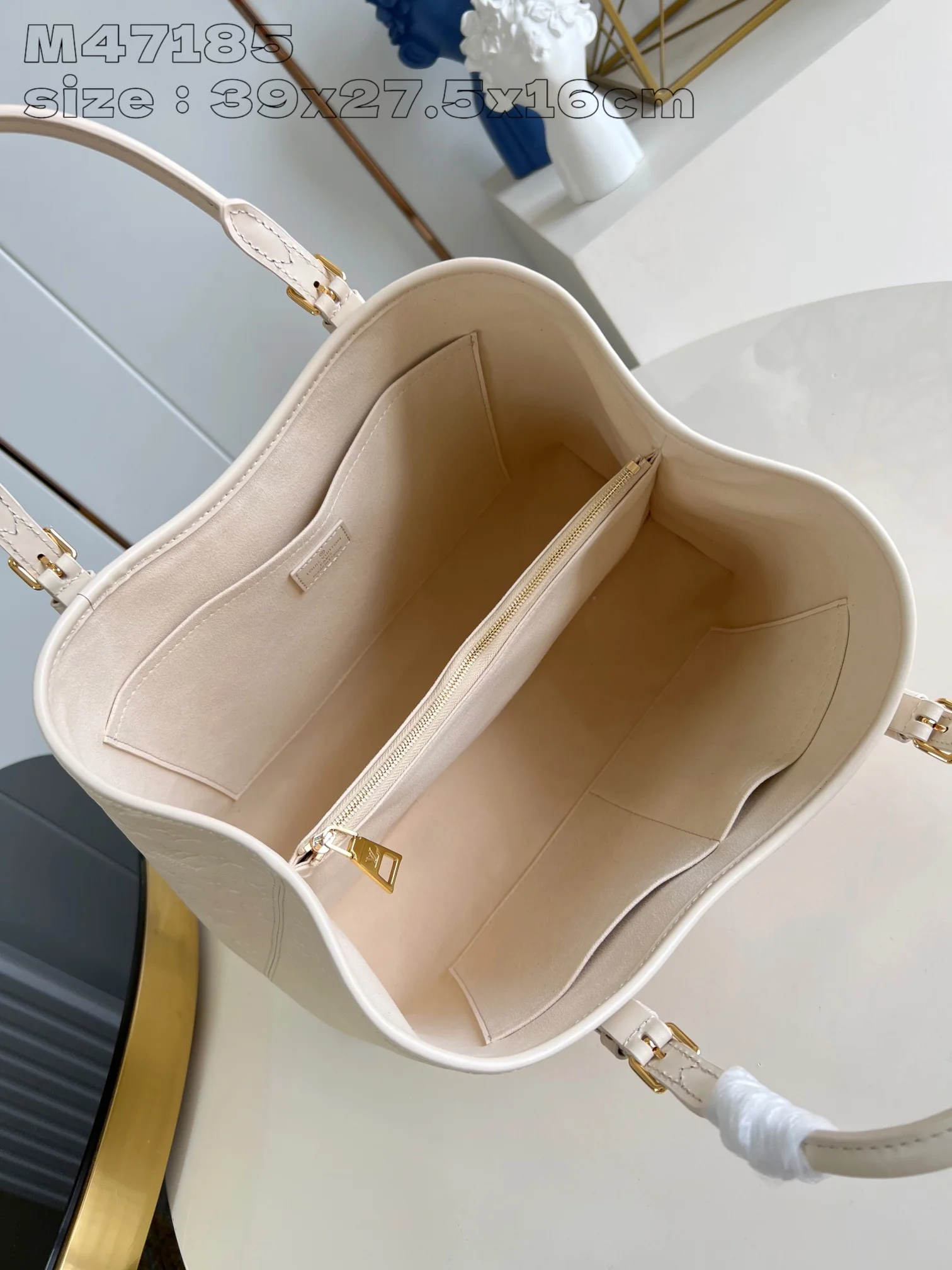 루이비통 M47185 화이트 토트백 핸드백 상세 이미지 5