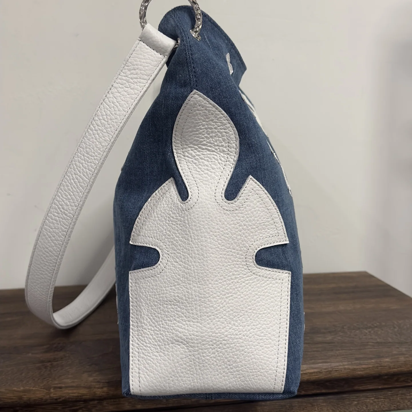 크롬하츠 카우보이 크로스 데님 가방 상세 이미지 6