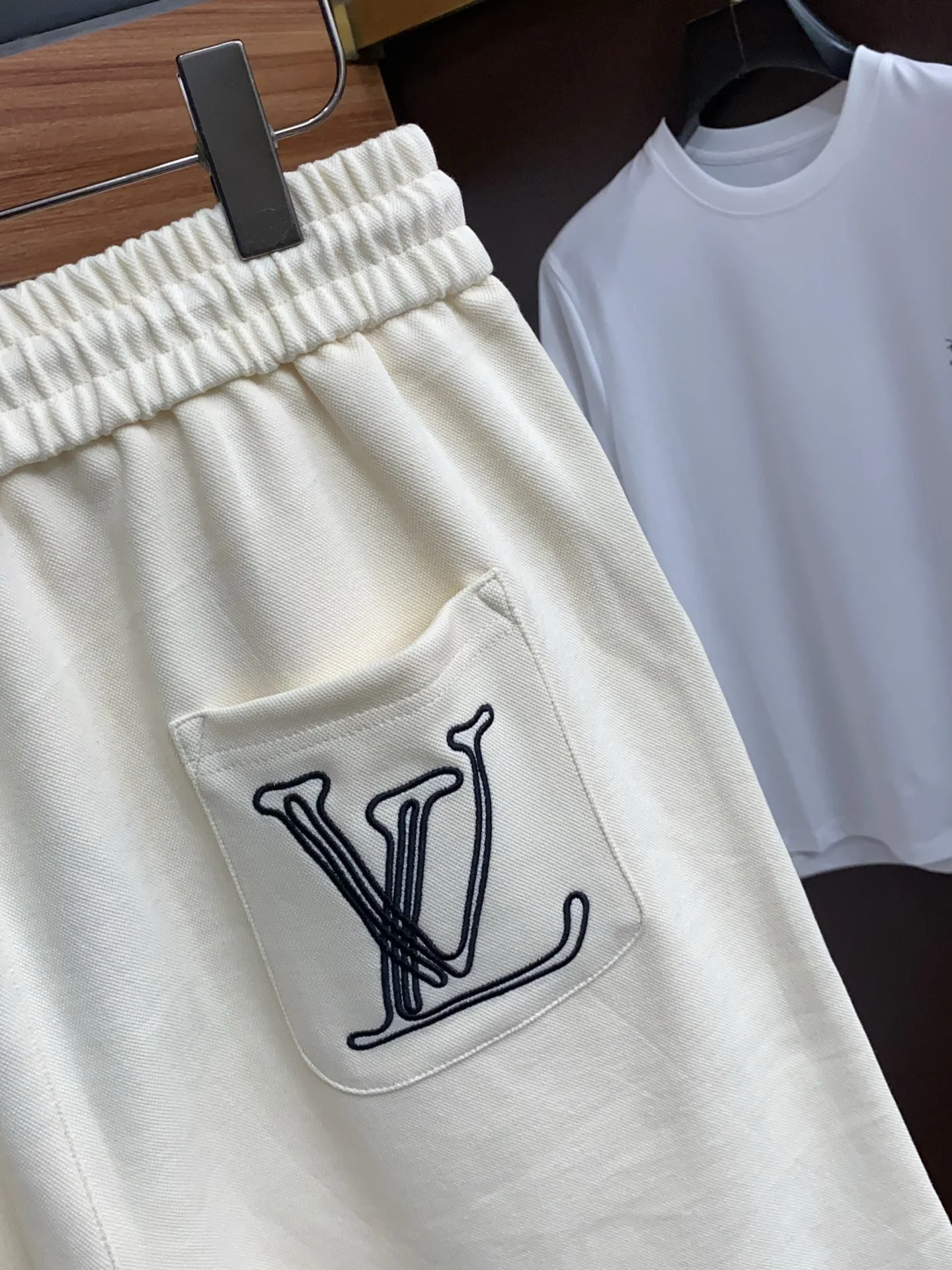 루이비통 남성 반바지 68905 Louis Vuitton Shorts 상세 이미지 5