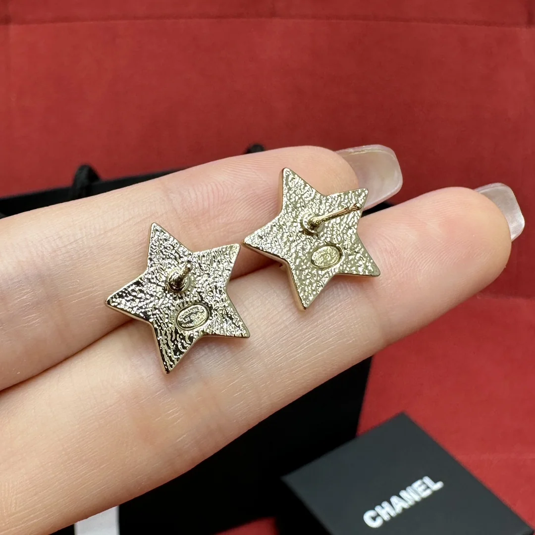 샤넬 풀 다이아몬드 더블 C 오봉성 귀걸이 상세 이미지 4