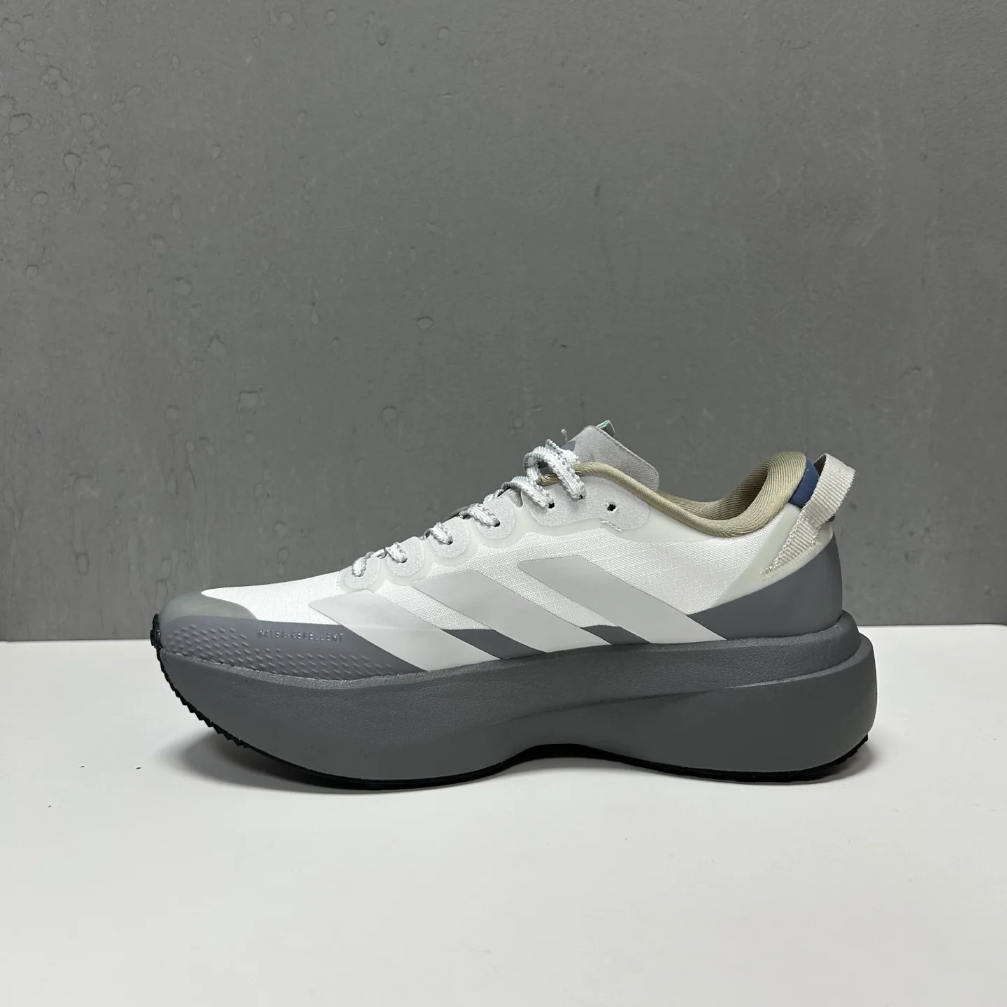 아디다스 신발 157711 Adidas Sneakers 상세 이미지 3