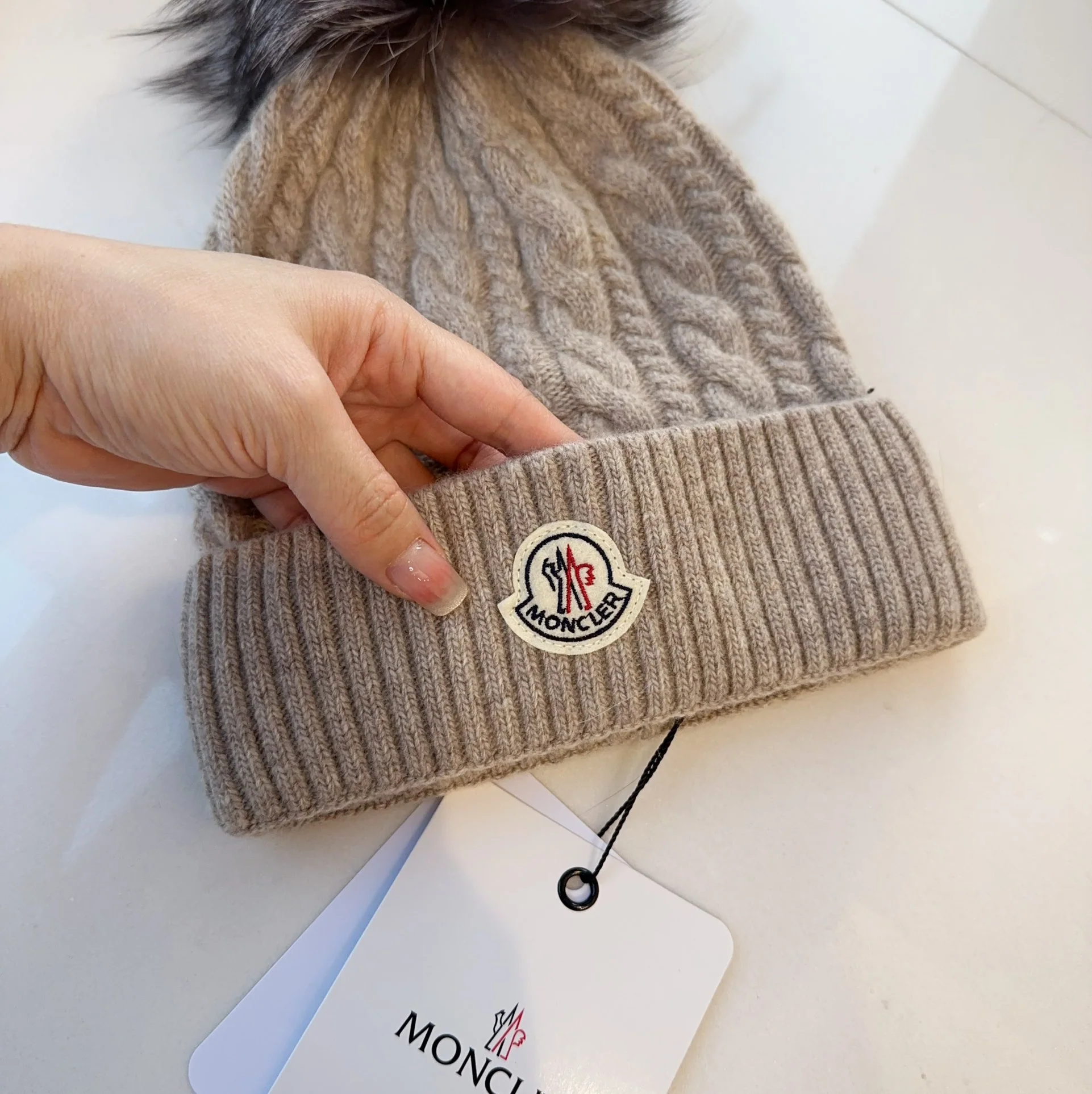 몽클레어 모자 79371 Moncler Cap 상세 이미지 2
