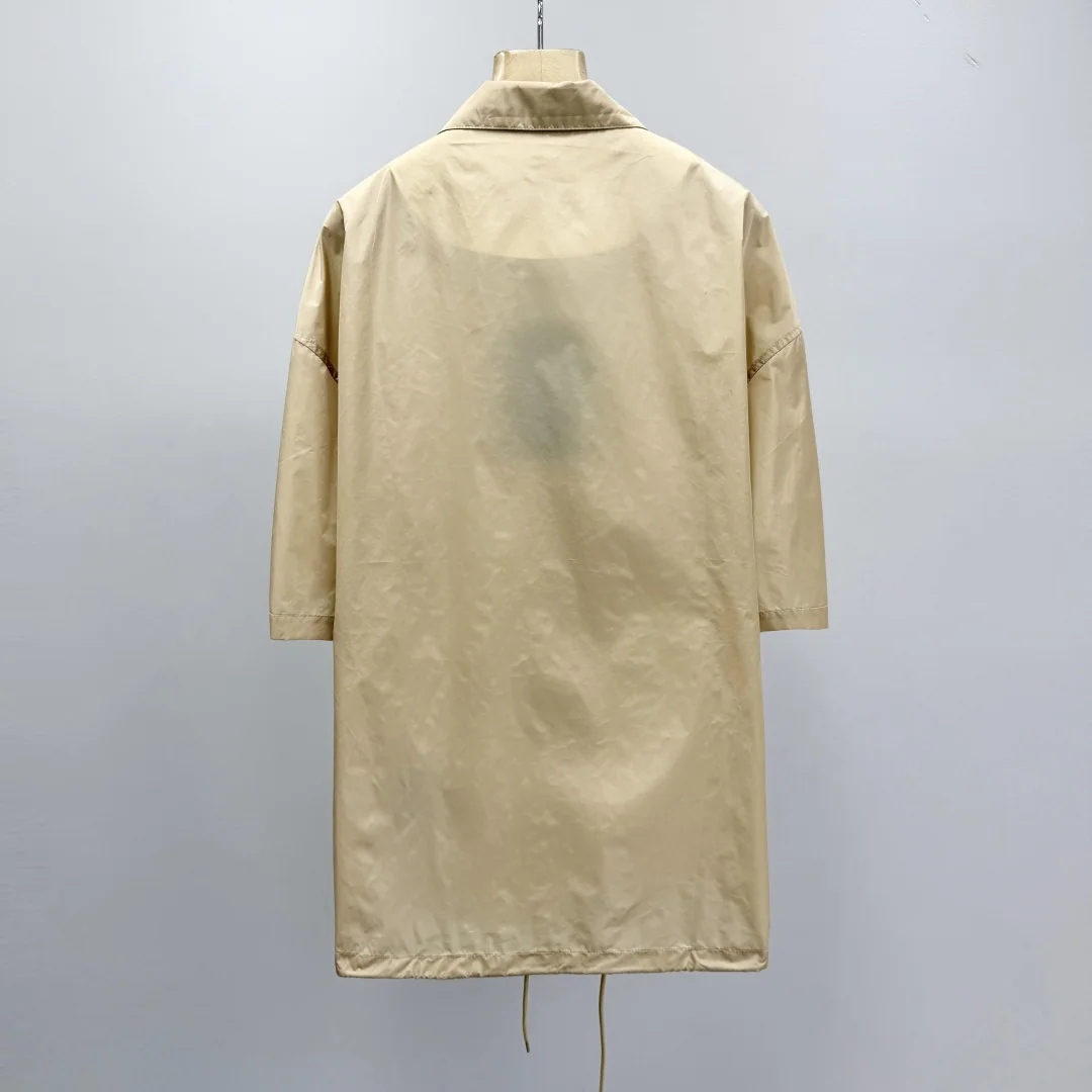 프라다 삼각 로고 리나일론 반팔 셔츠 상세 이미지 2