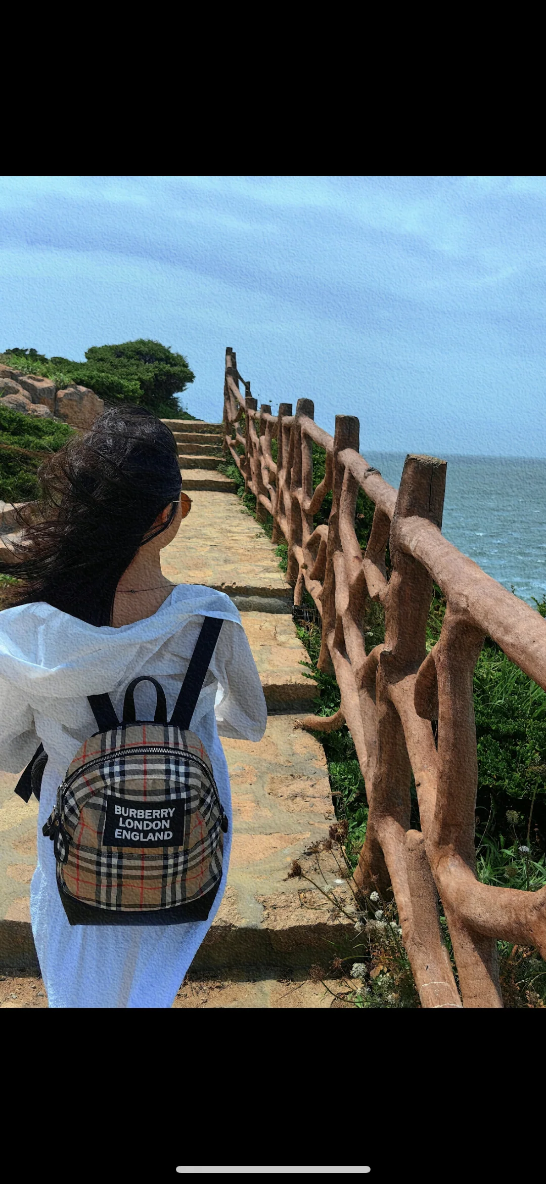 버버리 소가죽 체크 백팩 상세 이미지 9