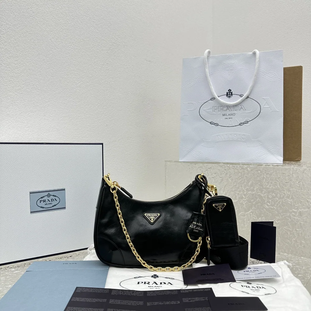 프라다 오일왁스 블랙 나일론 호보백 상세 이미지 1