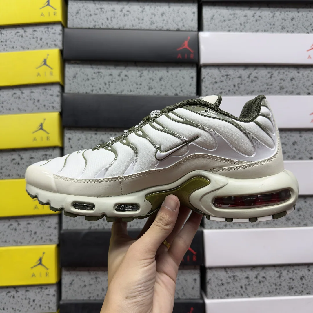 나이키 [BD] 에어 맥스 플러스 팬텀 FB9722-001 201871 Nike Air Max Plus Phantom Cargo Khaki 상세 이미지 8