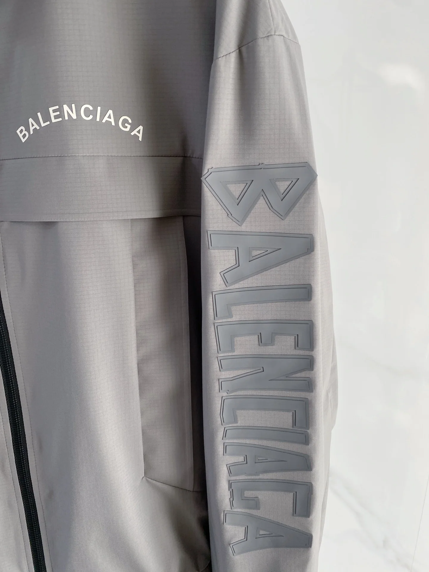 발렌시아가 남성 자켓 SS 52764 Balenciaga 상세 이미지 4