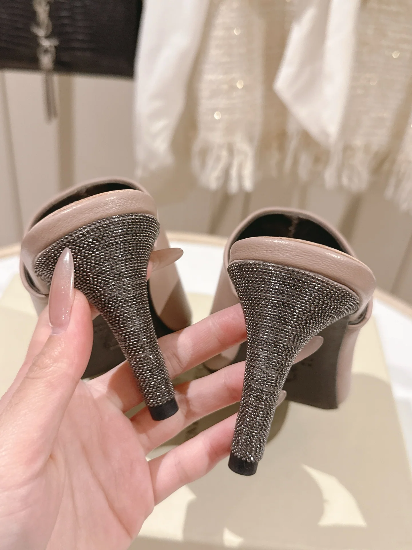 브루넬로쿠치넬리 스웨이드 하이힐 샌들 상세 이미지 8