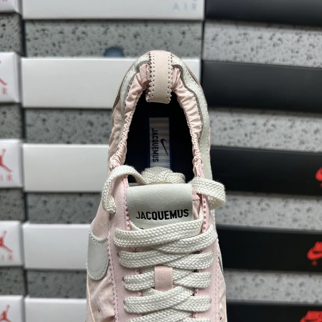 나이키 [GOD] HV8547-601 201601 Nike Moon Shoe SP Jacquemus Aluminum Pink 상세 이미지 5