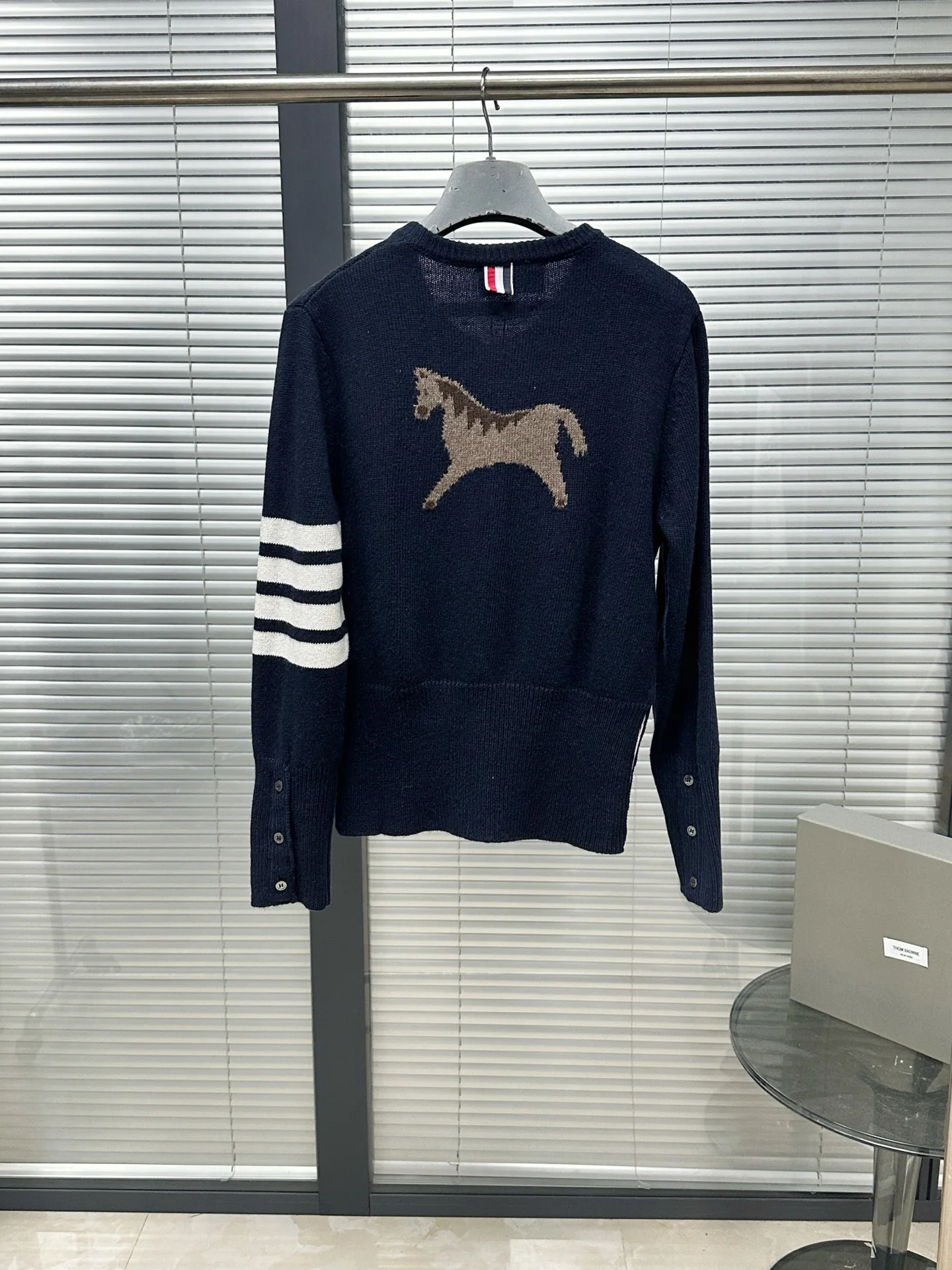 톰브라운 네이비 블루 남성 후드 레플리카 46568 Thom Browne 상세 이미지 3