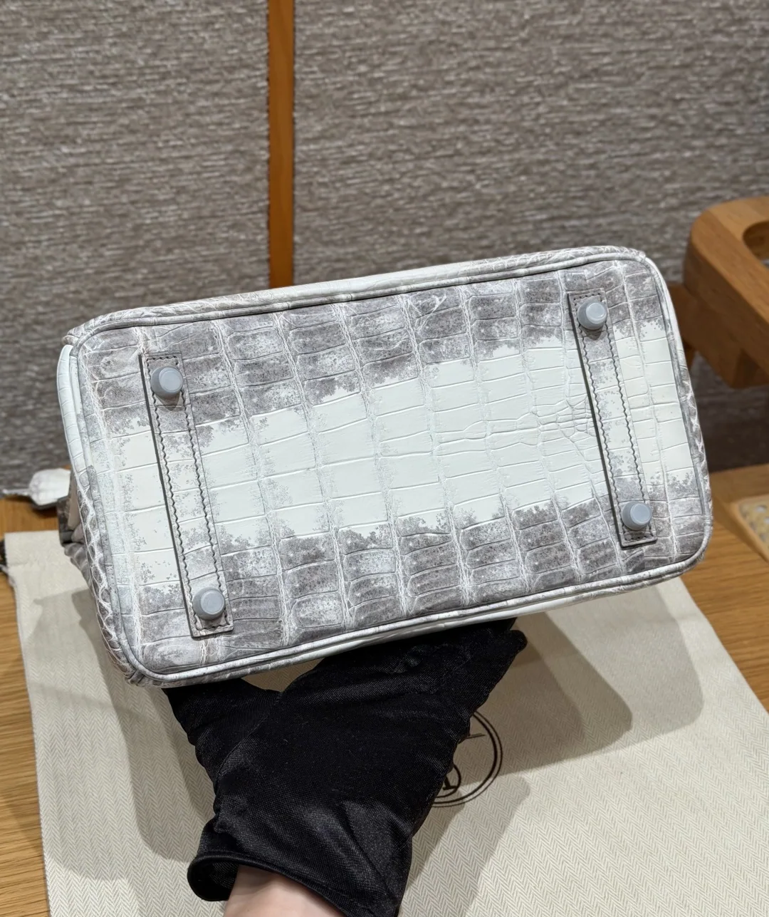 에르메스 히말라야 나일악어 가죽 버킨 25 가방 상세 이미지 5