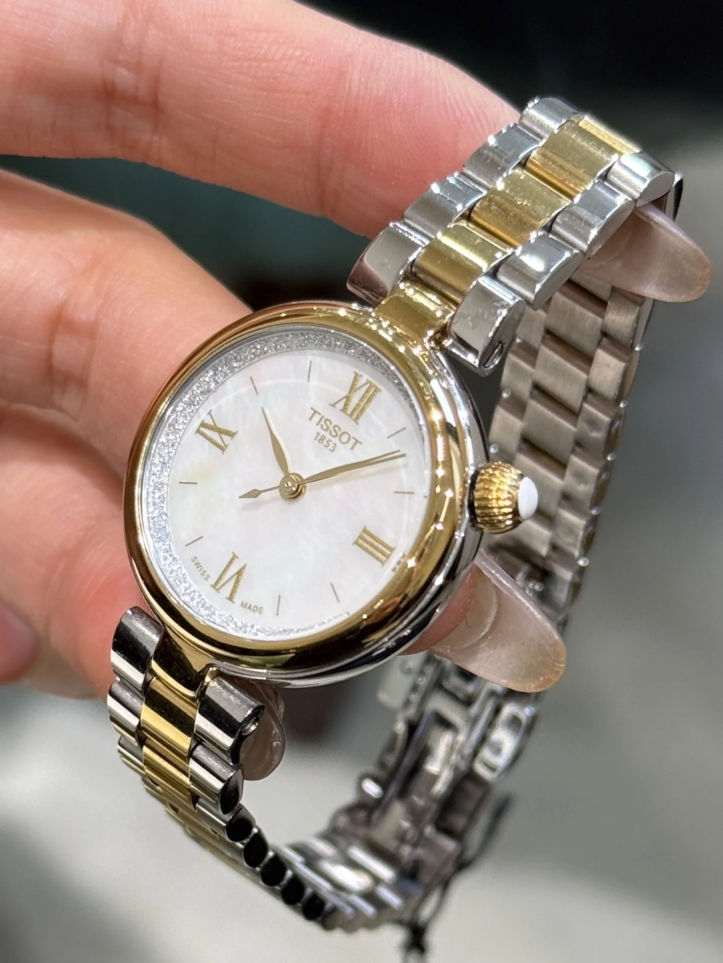 티쏘 T152 316 L 스틸 사파이어 쿼츠 여성 시계 레플리카 45552 Tissot 상세 이미지 4