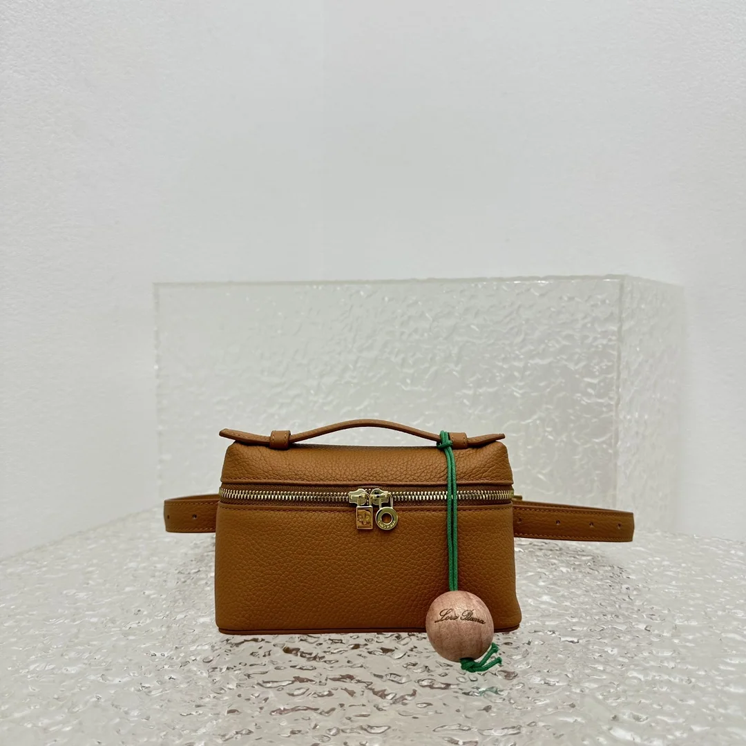 로로피아나 엑스트라 포켓 핸드백 상세 이미지 2