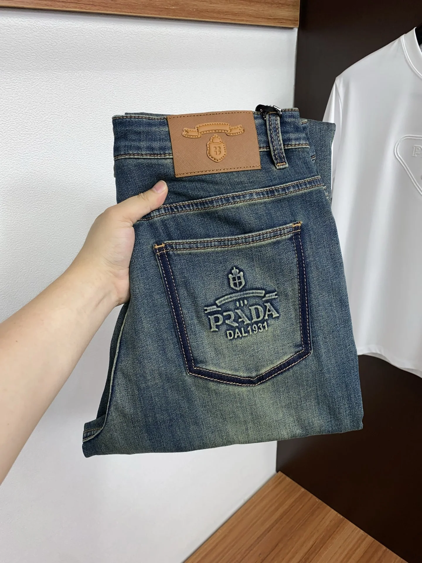 프라다 남성 데님 바지 상세 이미지 1