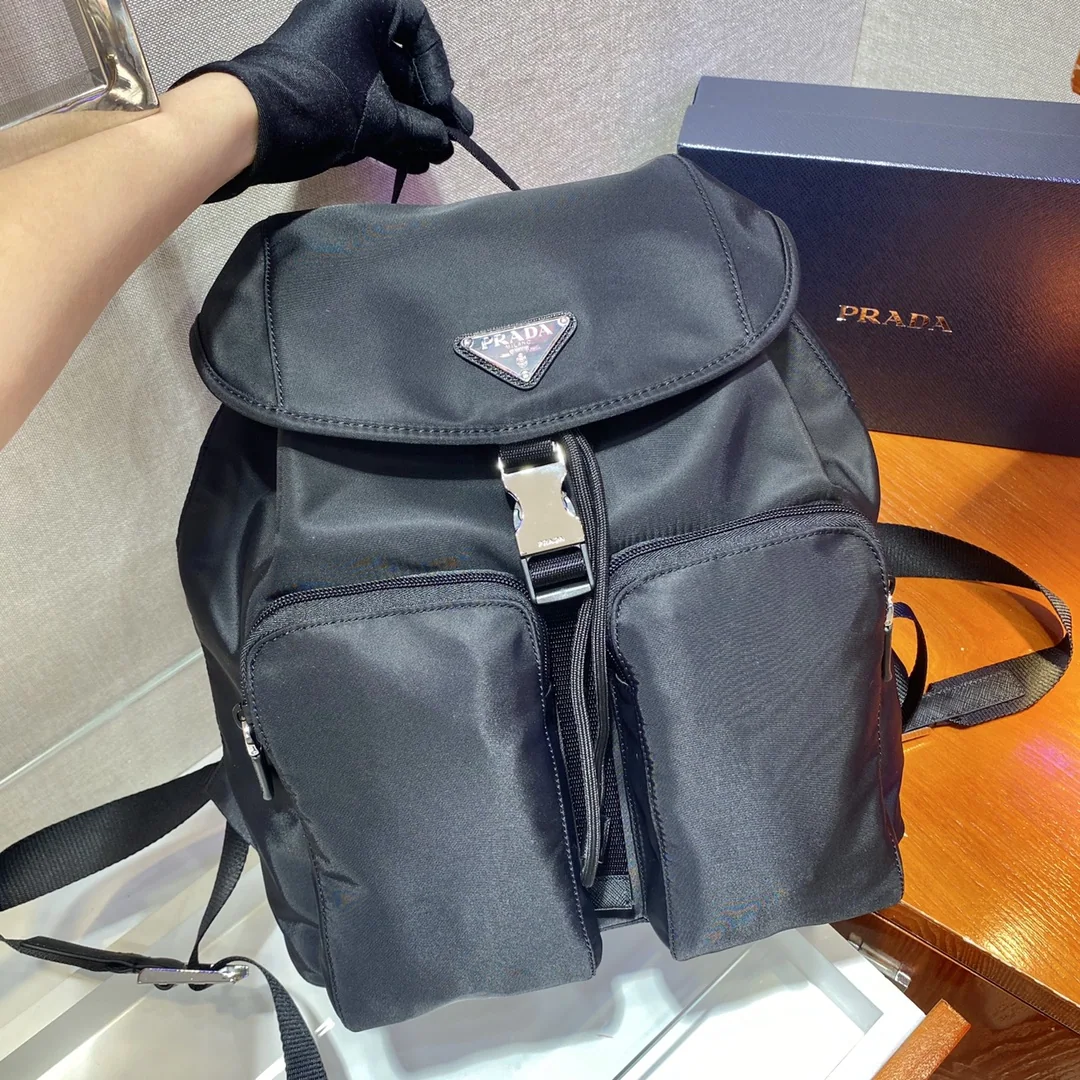 프라다 나일론 백팩 1BZ005 상세 이미지 2