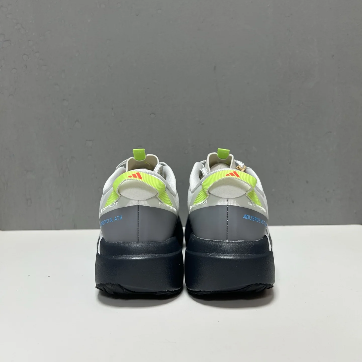 아디다스 신발 157707 Adidas Sneakers 상세 이미지 2