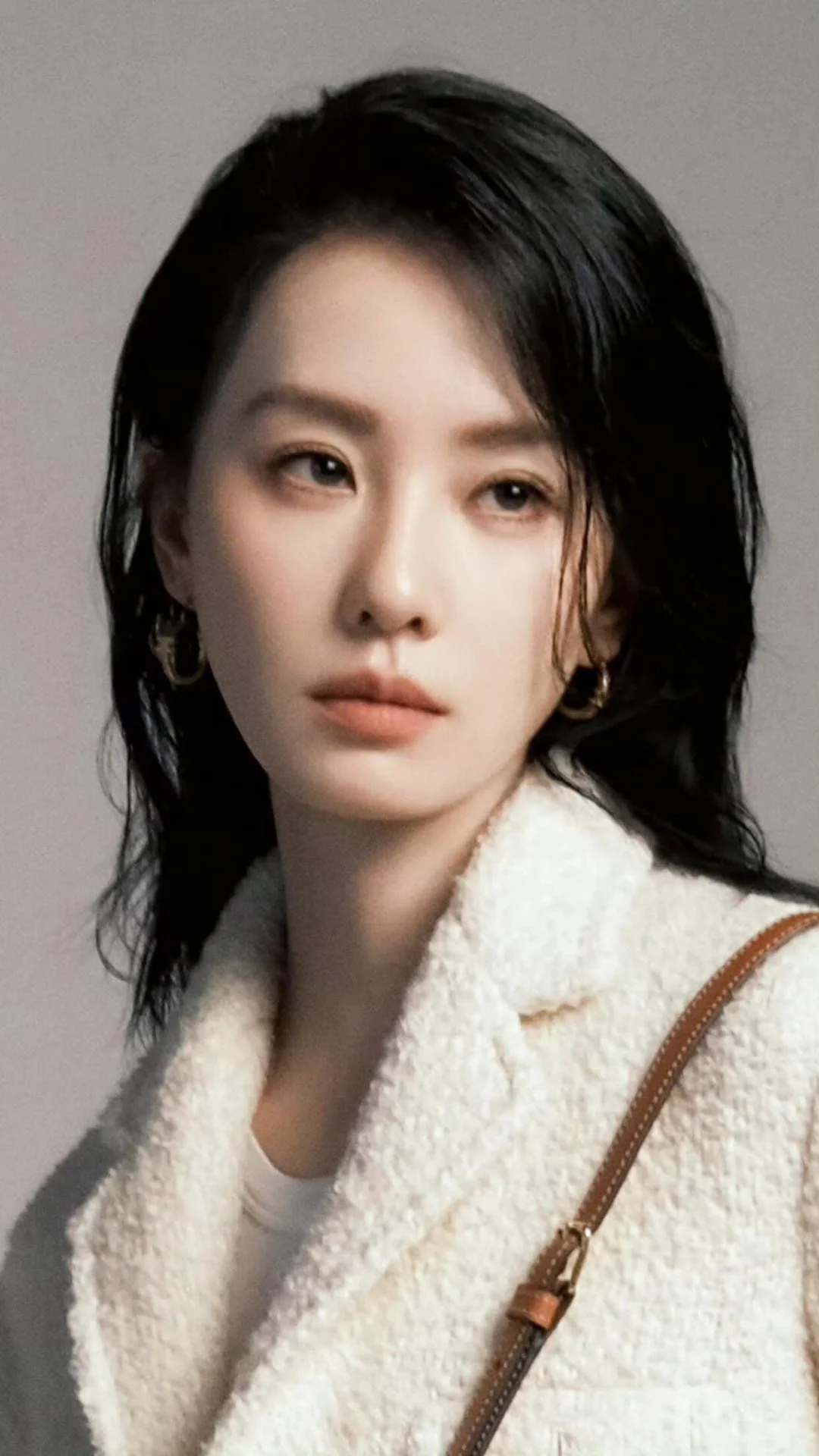 셀린느 3D 개선문 다이아몬드 귀걸이 상세 이미지 2
