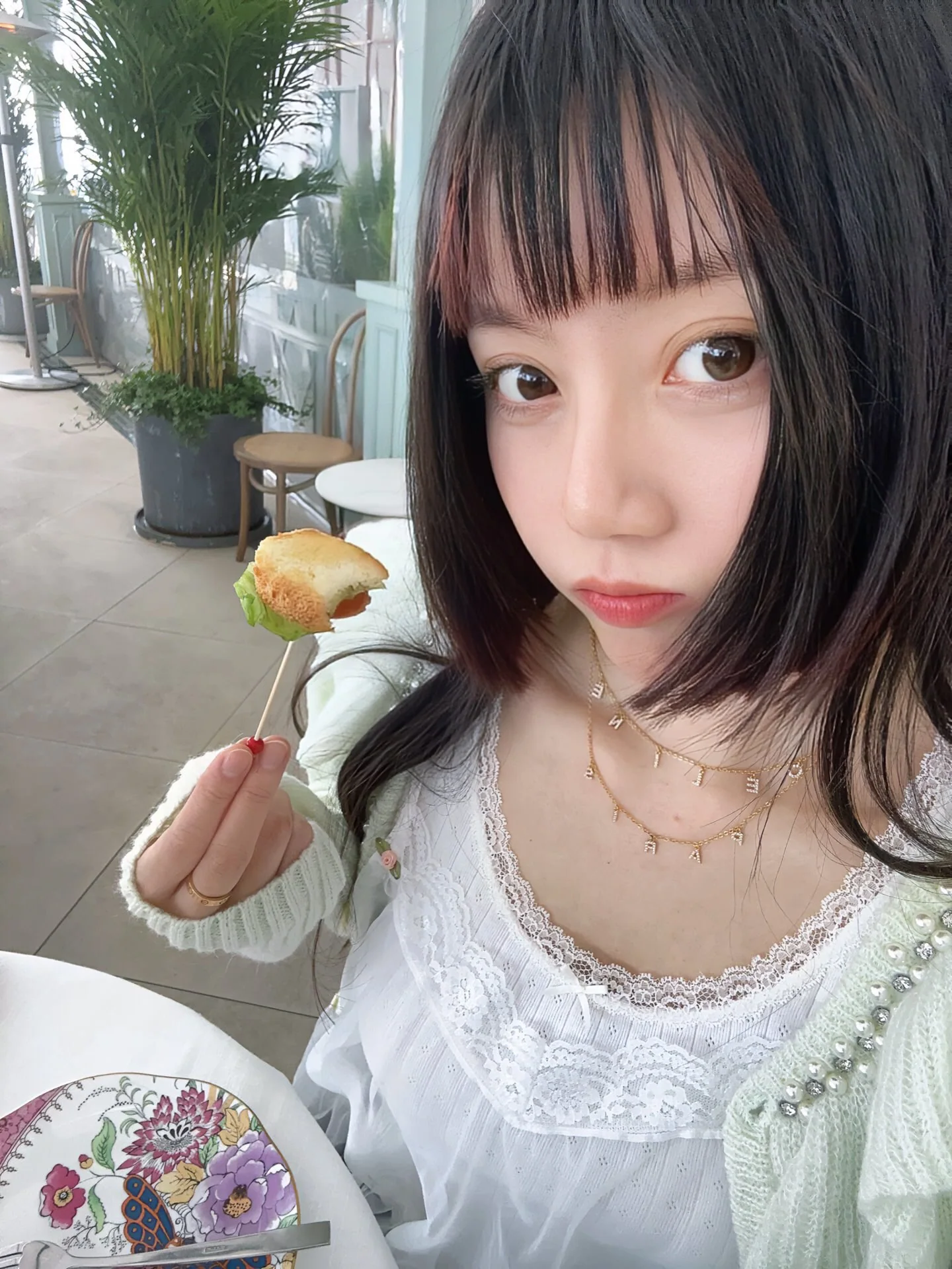 셀린느 C 더블 레이어 다이아몬드 이니셜 목걸이 상세 이미지 3
