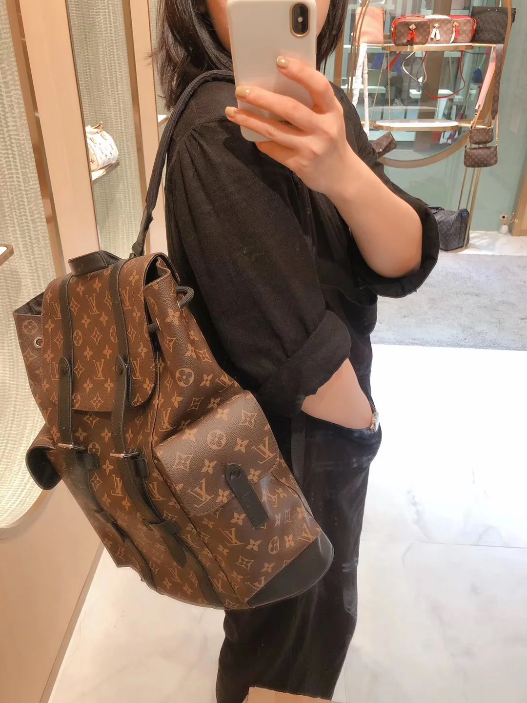 루이비통 크리스토퍼 백팩 M43735 상세 이미지 1