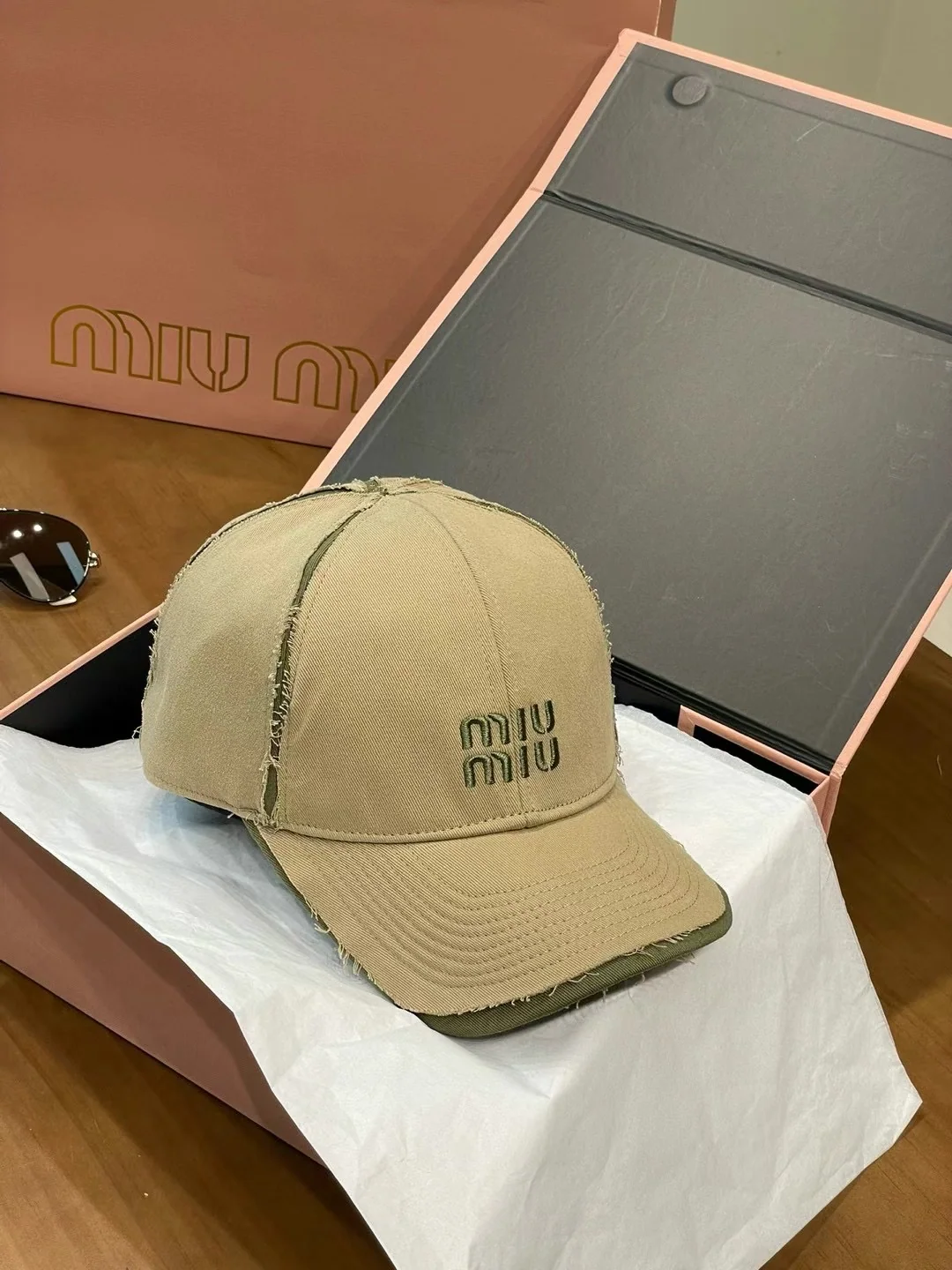 미우미우 모자 80906 Miu Miu Cap 상세 이미지 2