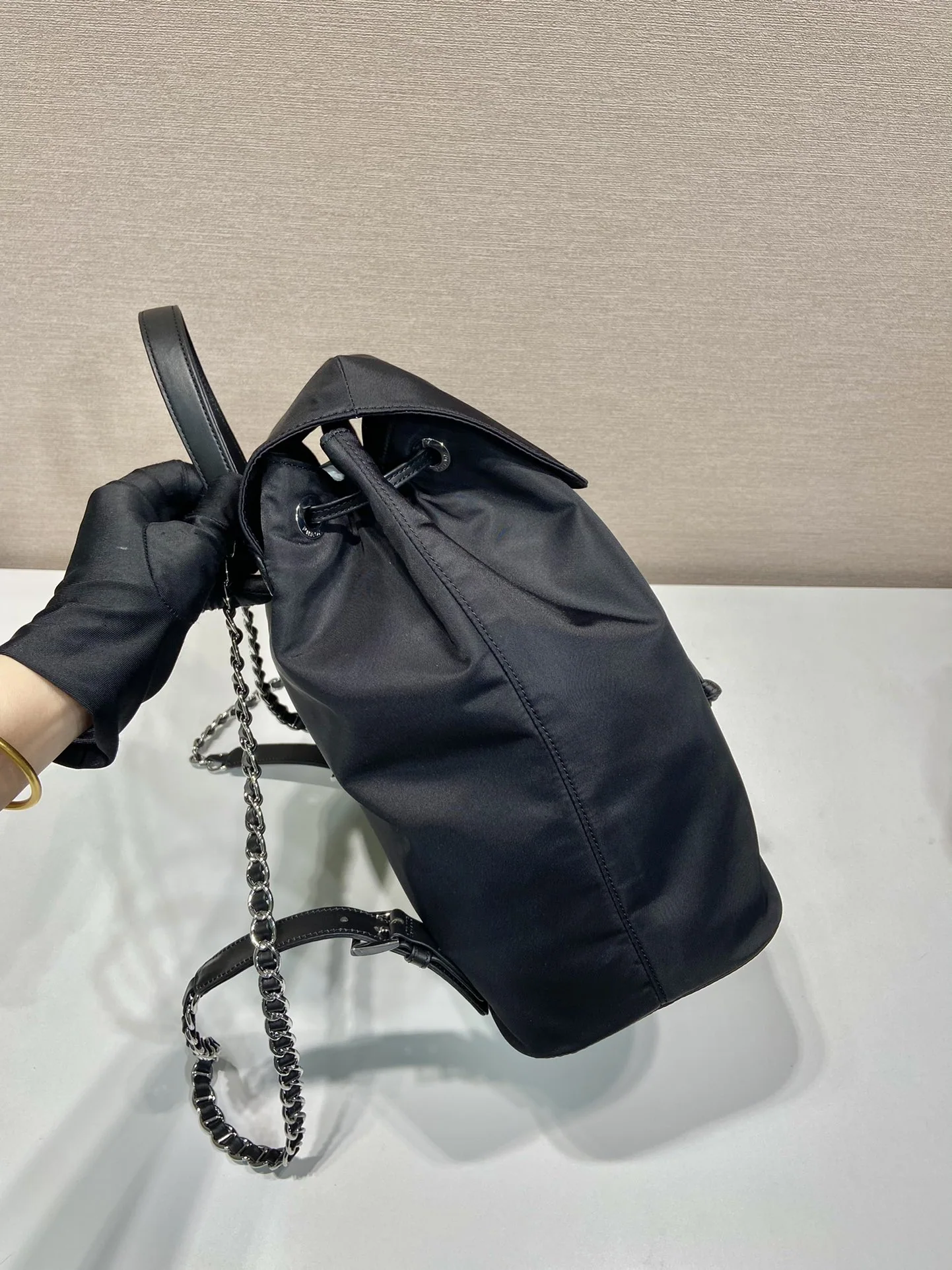 프라다 나일론 카프스킨 백팩 1BZ830 상세 이미지 5