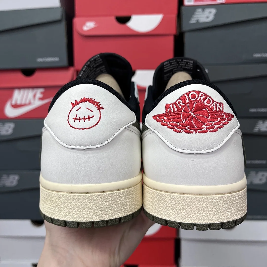 나이키 [FK] DZ4137-106 201833 Nike Travis Scott Olive 5.0 상세 이미지 8
