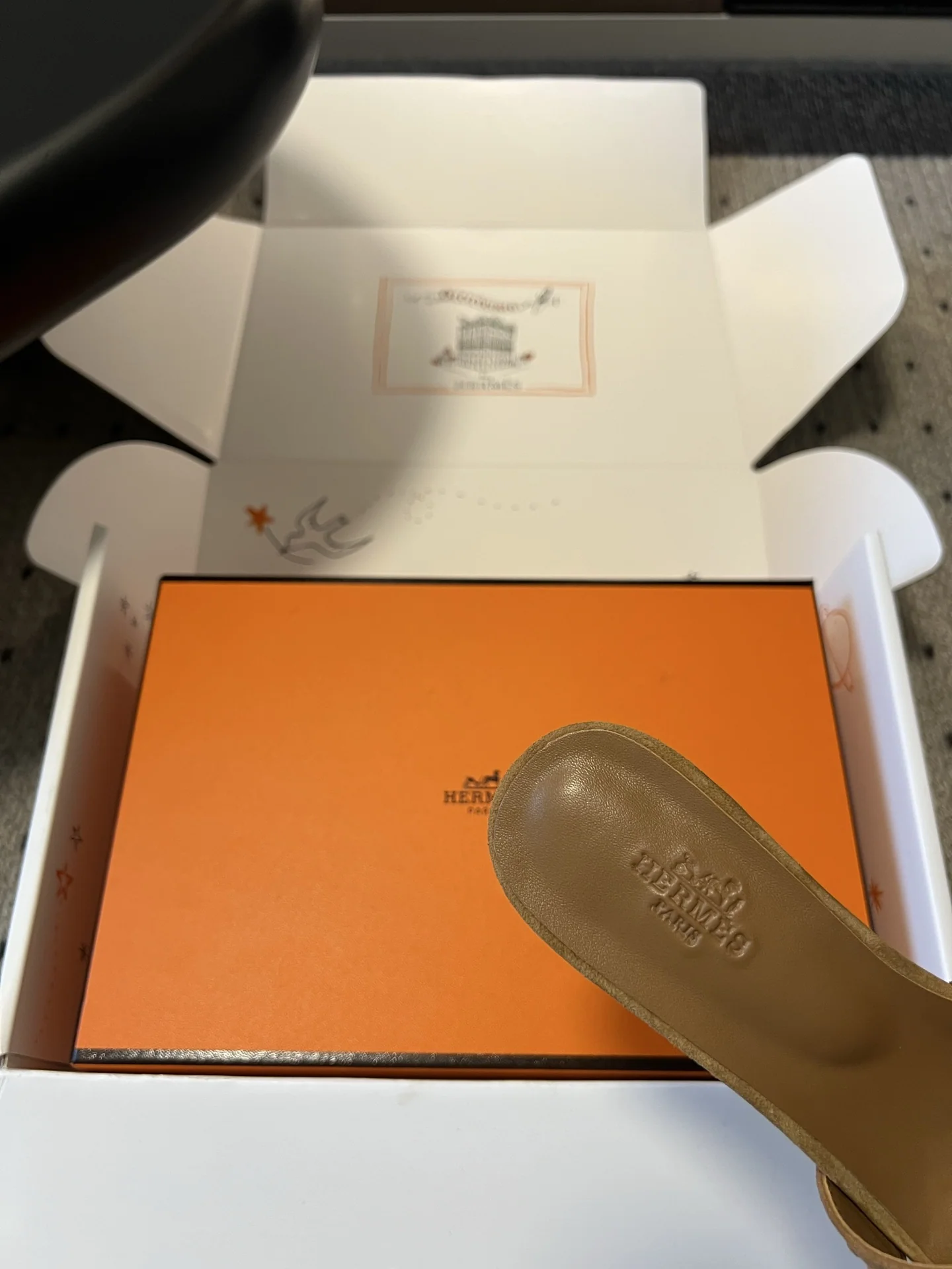 에르메스 꼬임 웨빙 로우힐 샌들 상세 이미지 8