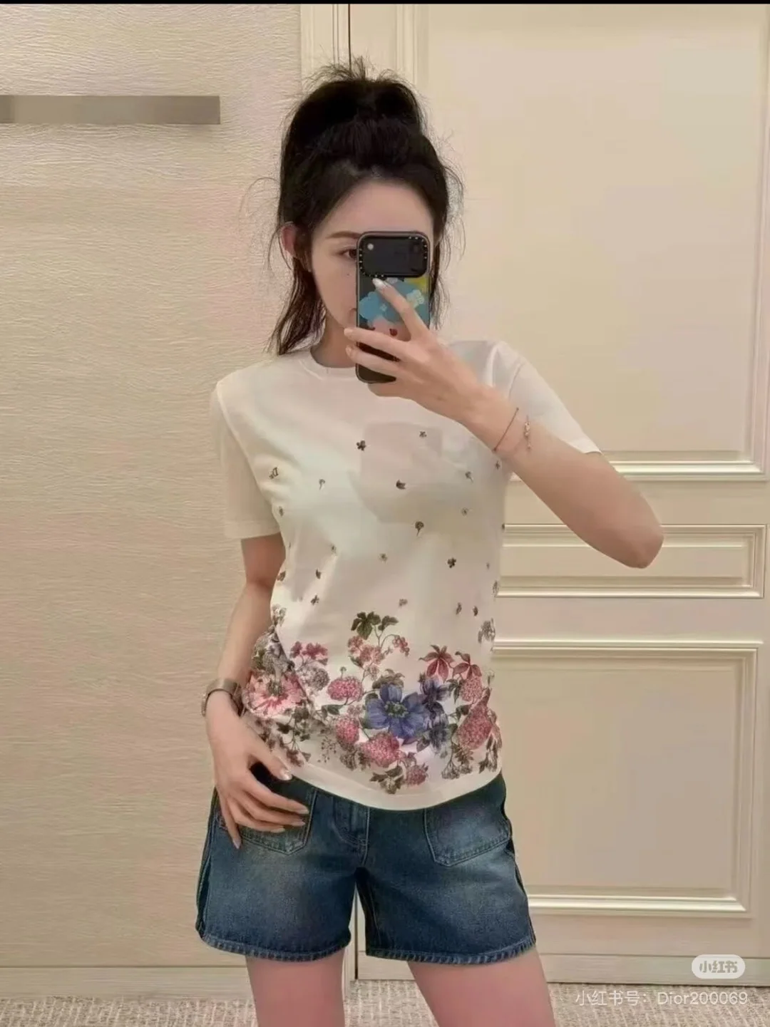 디올 꽃무늬 자수 반팔 티셔츠 상세 이미지 2