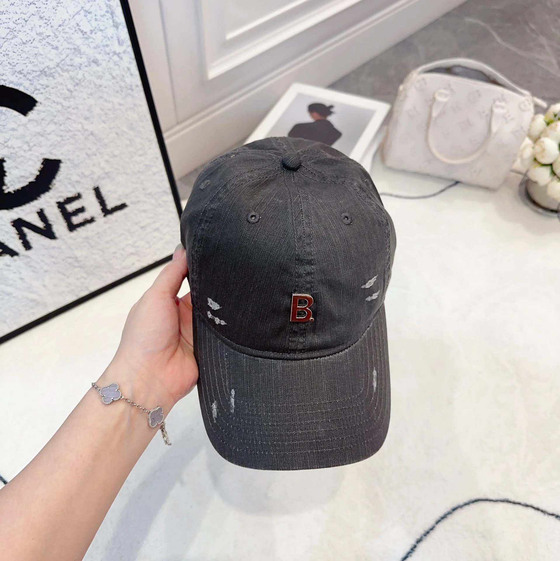 발렌시아가 모자 81584 Balenciaga Cap 상세 이미지 8