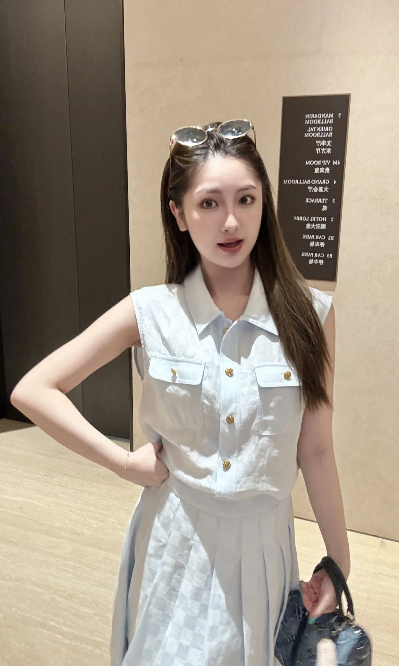루이비통 체크 자카드 플리츠 베스트 세트 상세 이미지 9